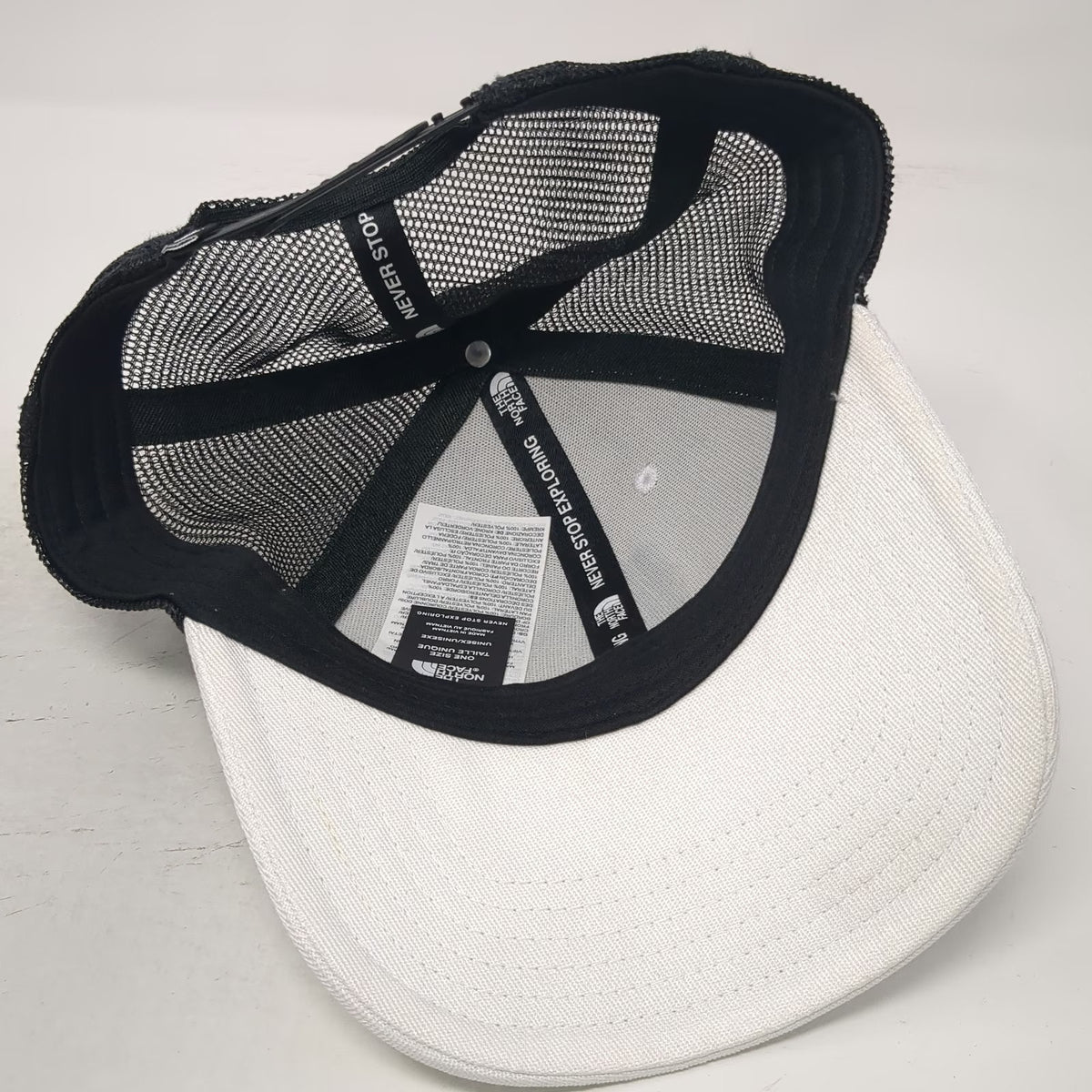 The North Face Trucker Hat White Black One Size Mesh Back Snapback Adjustable
