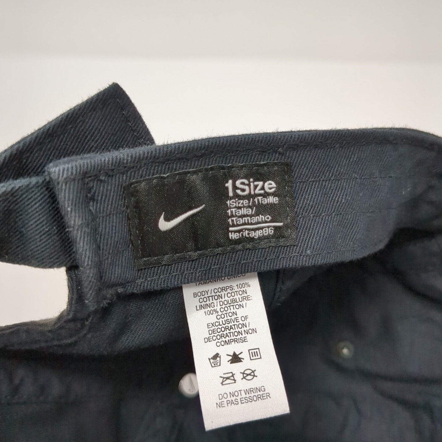 Nike Swoosh Slideback Hat Black One Size Solid Embroidered Heritage86