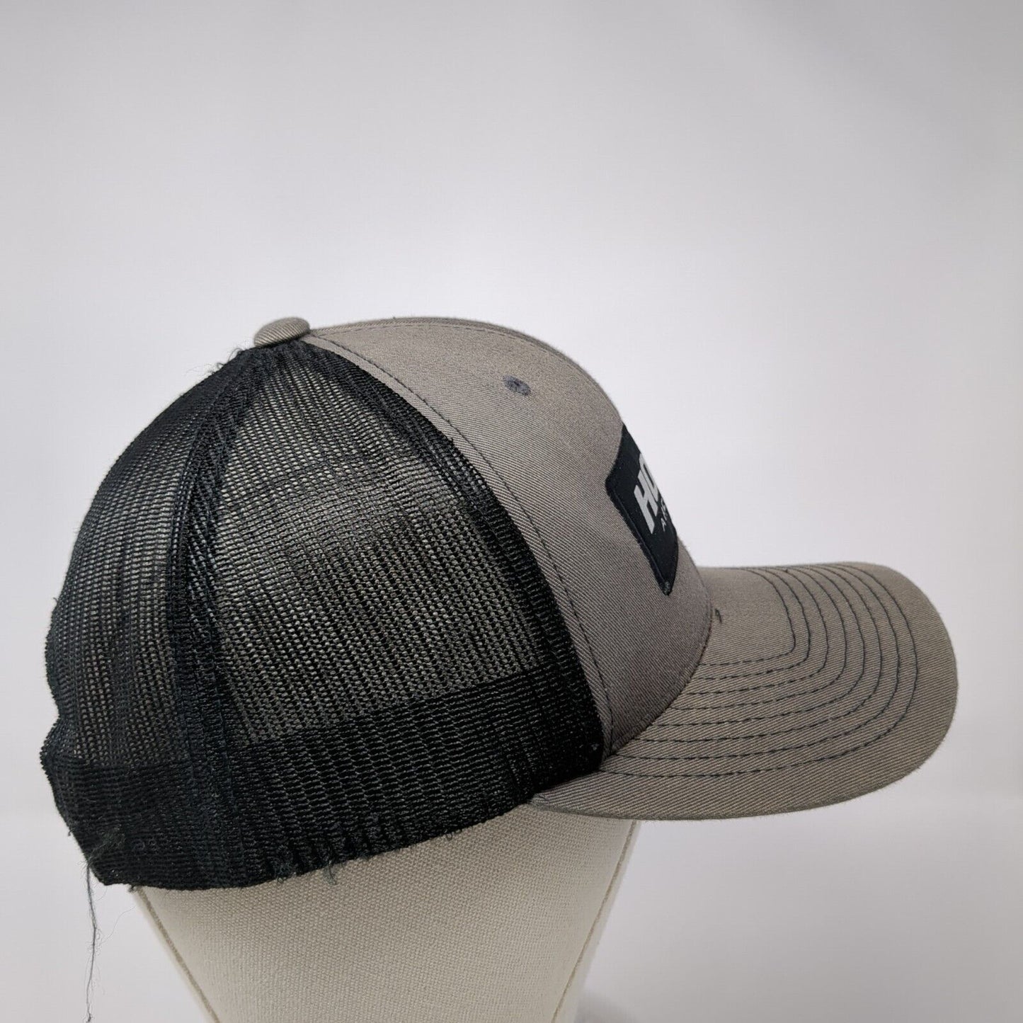 Hoyt Archery Snapback Trucker Hat Gray One Size Adjustable 6 Panel Mesh Back