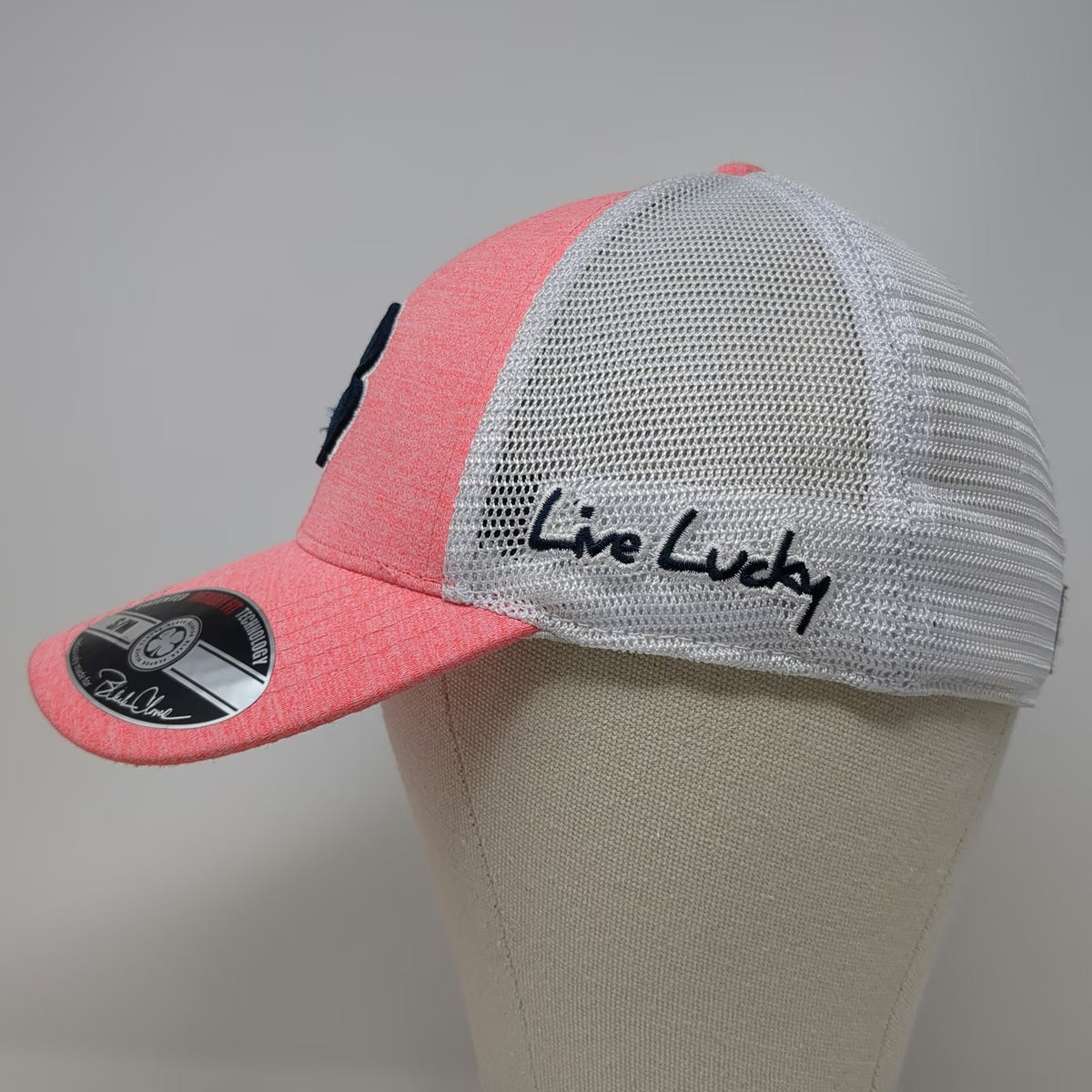 Black Clover Baseball Cap Pink M Mesh Back Fitted Live Lucky Memory Logo Hat