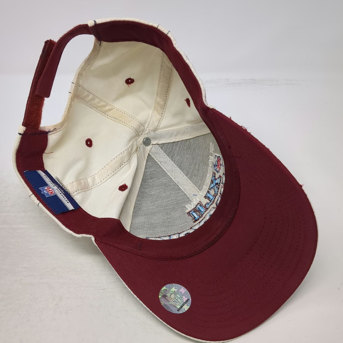 NFL Reebok Super Bowl XLII Champions Hat White Blue Red One Size Sideline Cap