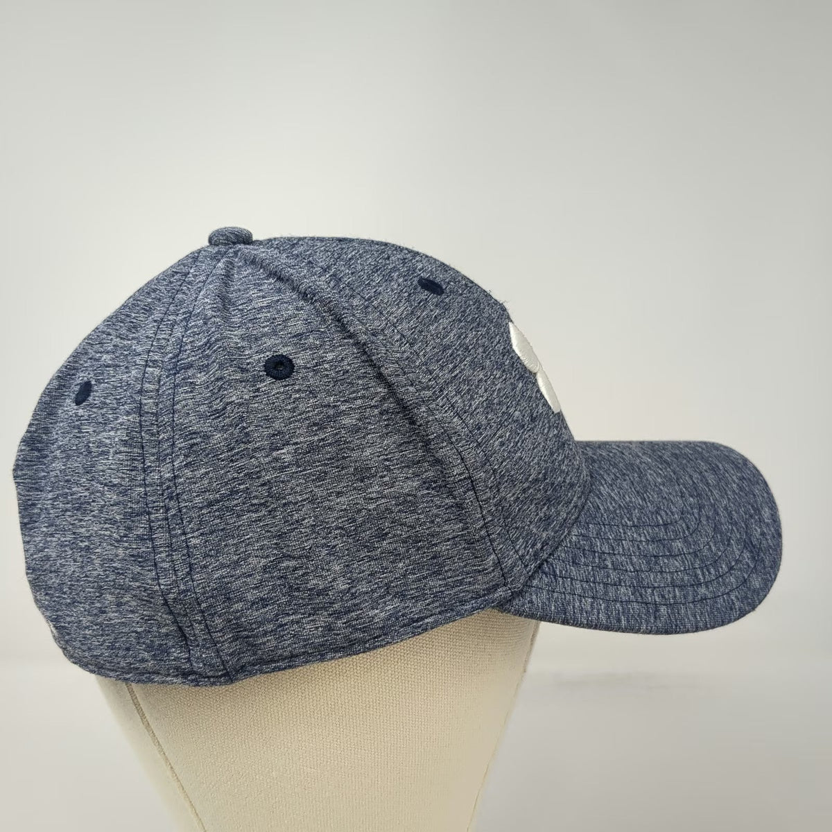 Under Armour Baseball Cap Blue XL Fitted Embroidered Logo Performance Hat