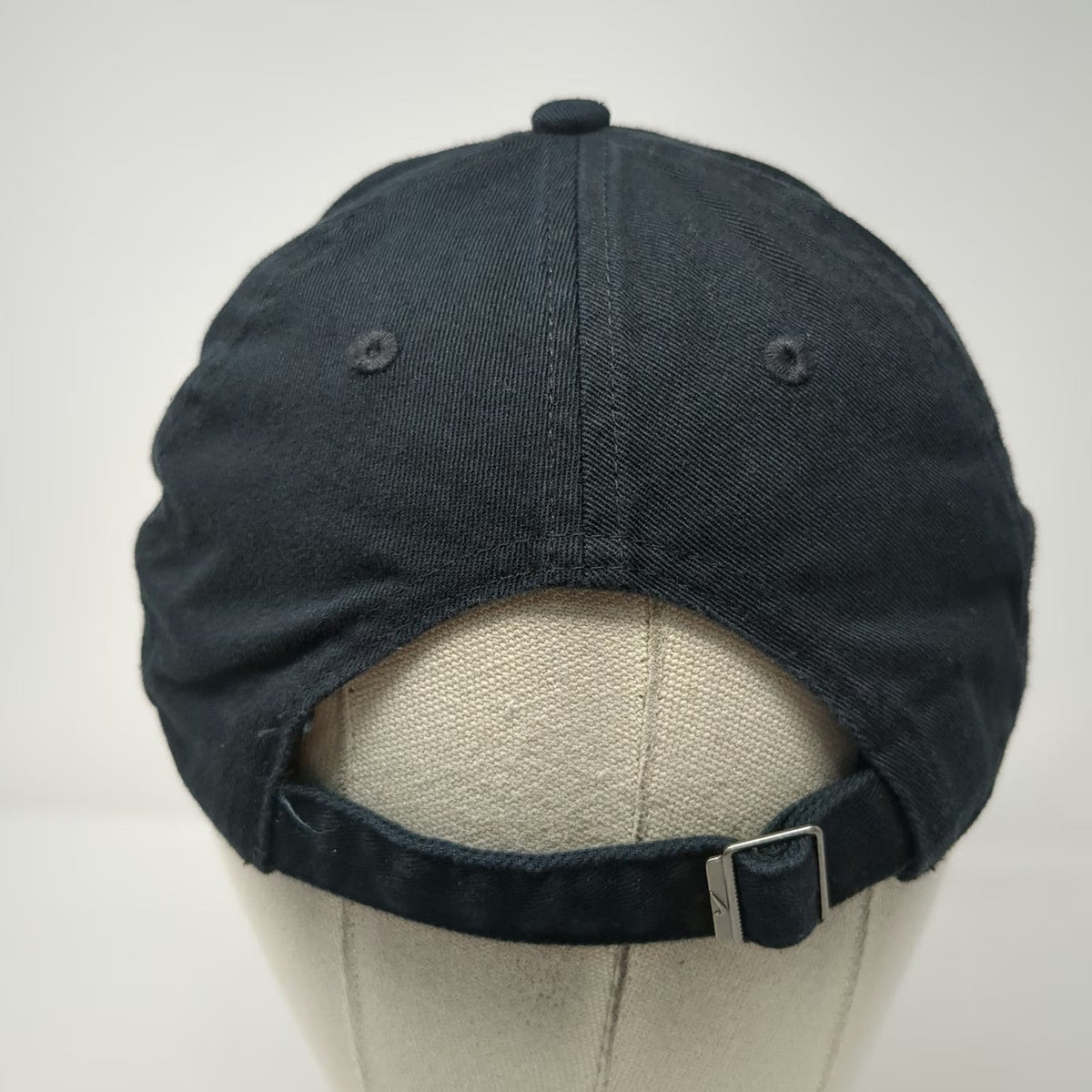 Nike Baseball Cap Black White One Size Swoosh Logo Cotton Hat Slideback Buckle