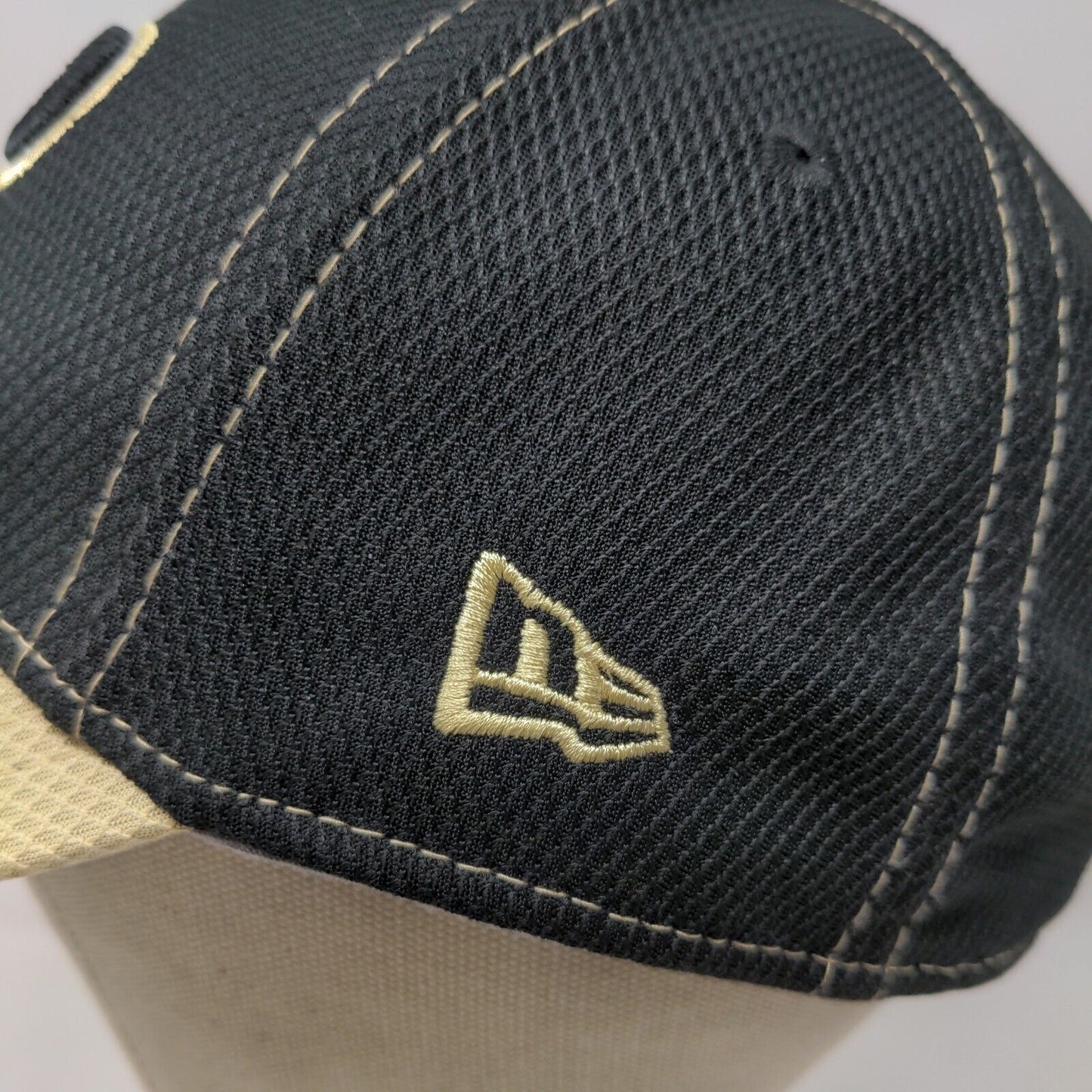 New Era Mens Strapback Hat black Gold Adjustable Embroidered Purdue Boilermakers