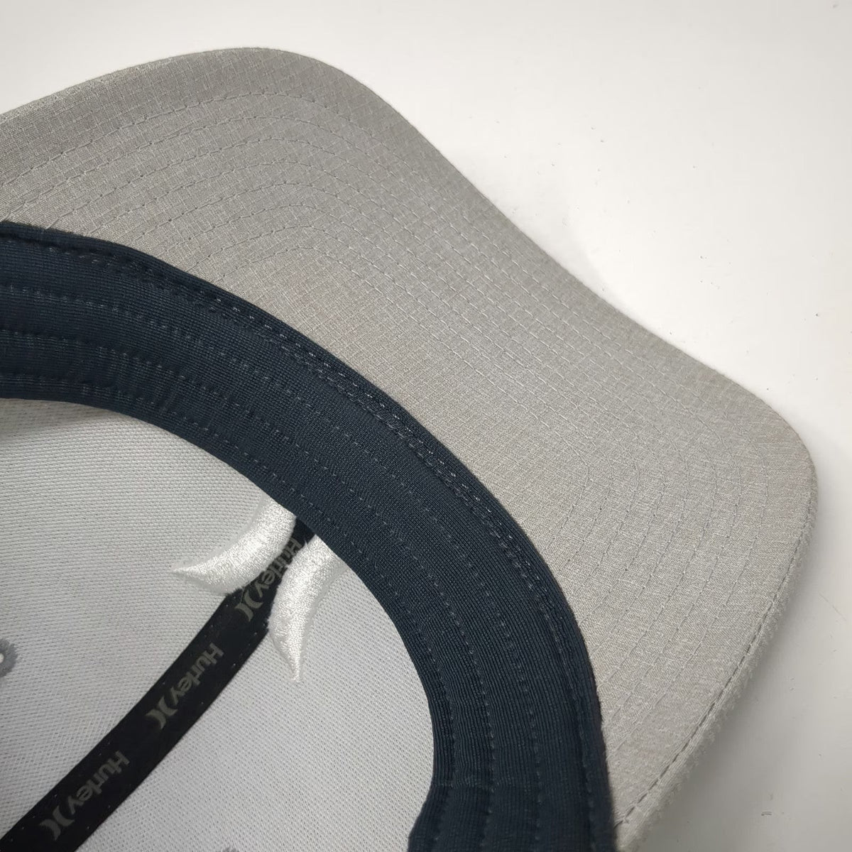 Hurley Baseball Cap Gray XL Flexfit Embroidered Logo Recycled Surf Hat
