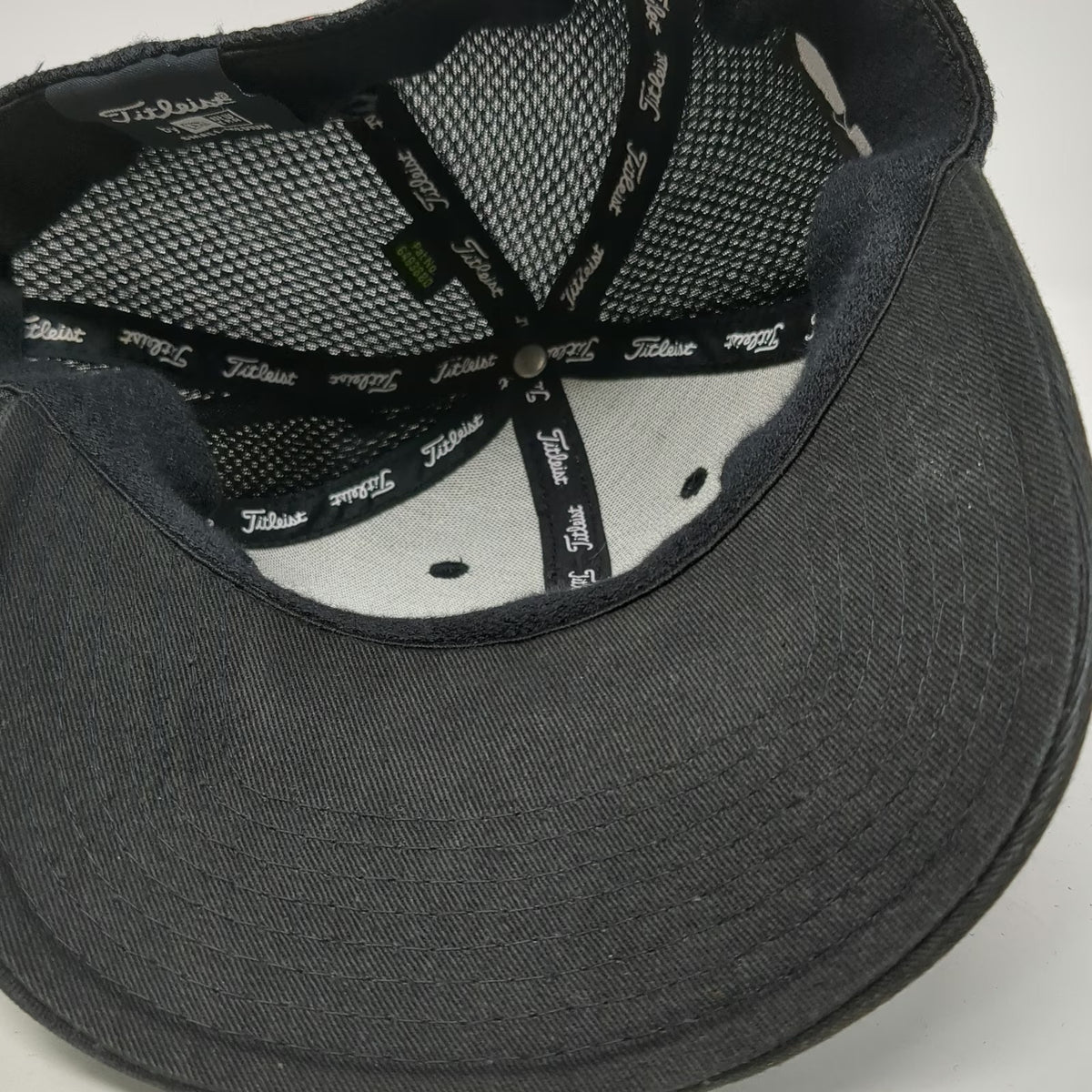 New Era Titleist Baseball Cap Black M Mesh FootJoy Pro V1 Stretch Fit Hat