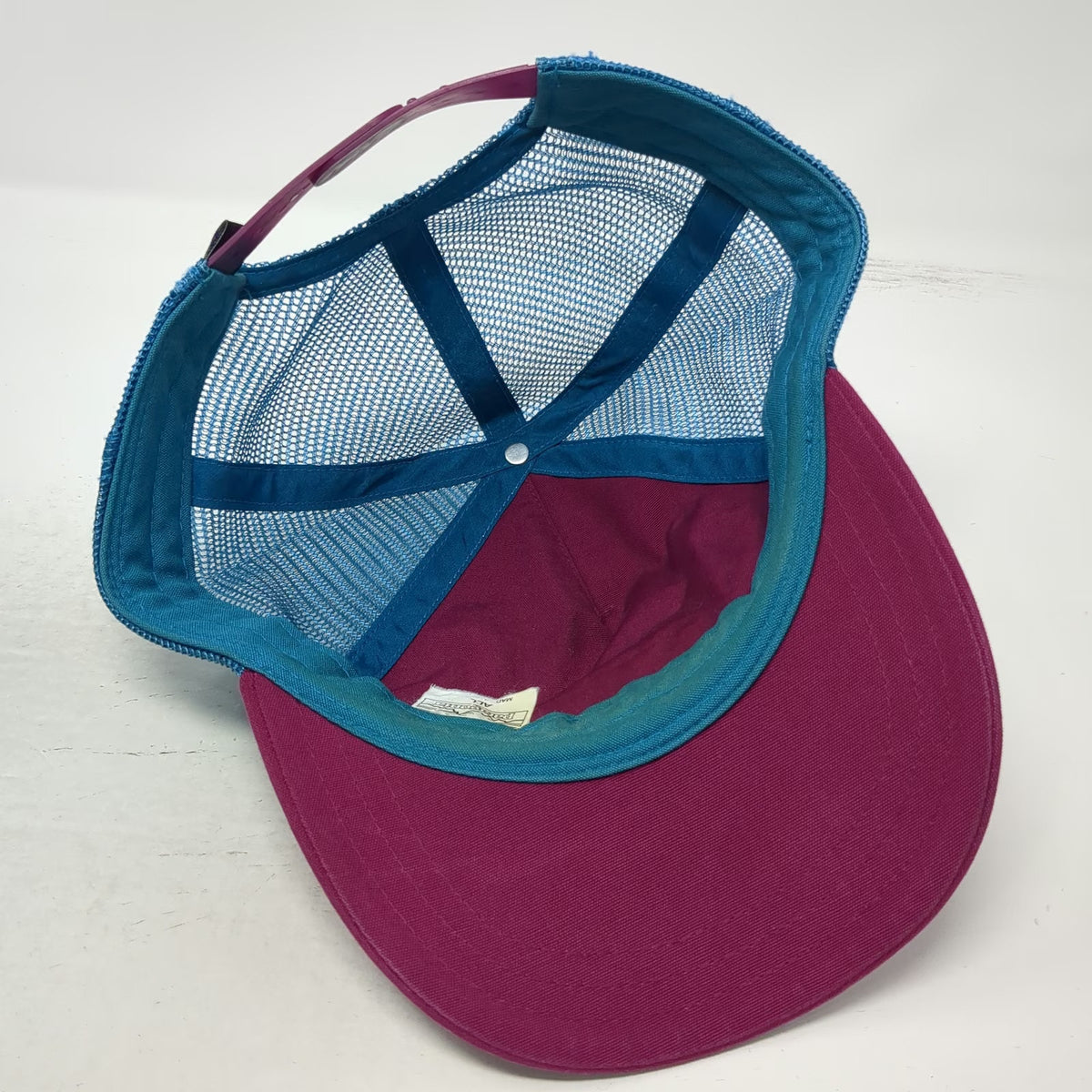 Patagonia Trucker Hat White Purple Blue One Size Mesh Back Snapback Logo Patch