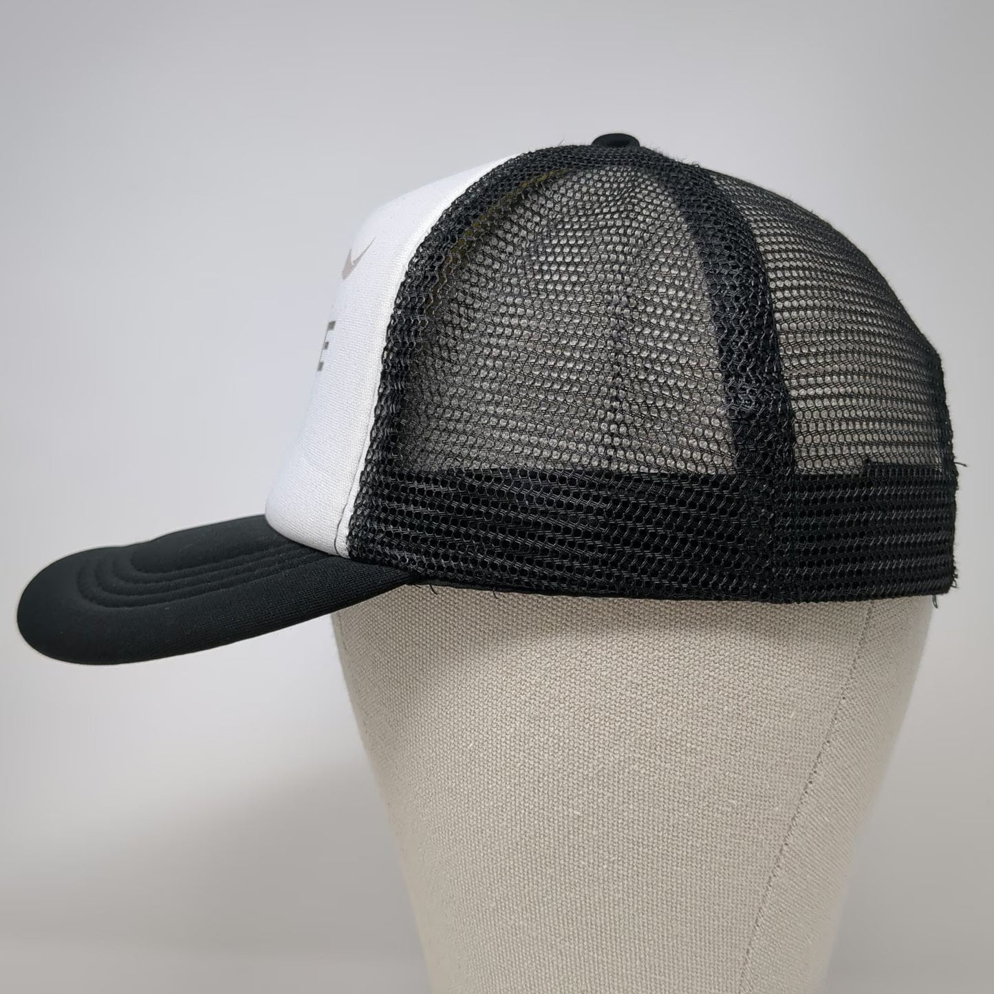 Trucker Hat Black One Size Ignite Animal Skull Mesh Back Snapback Foam Front hat
