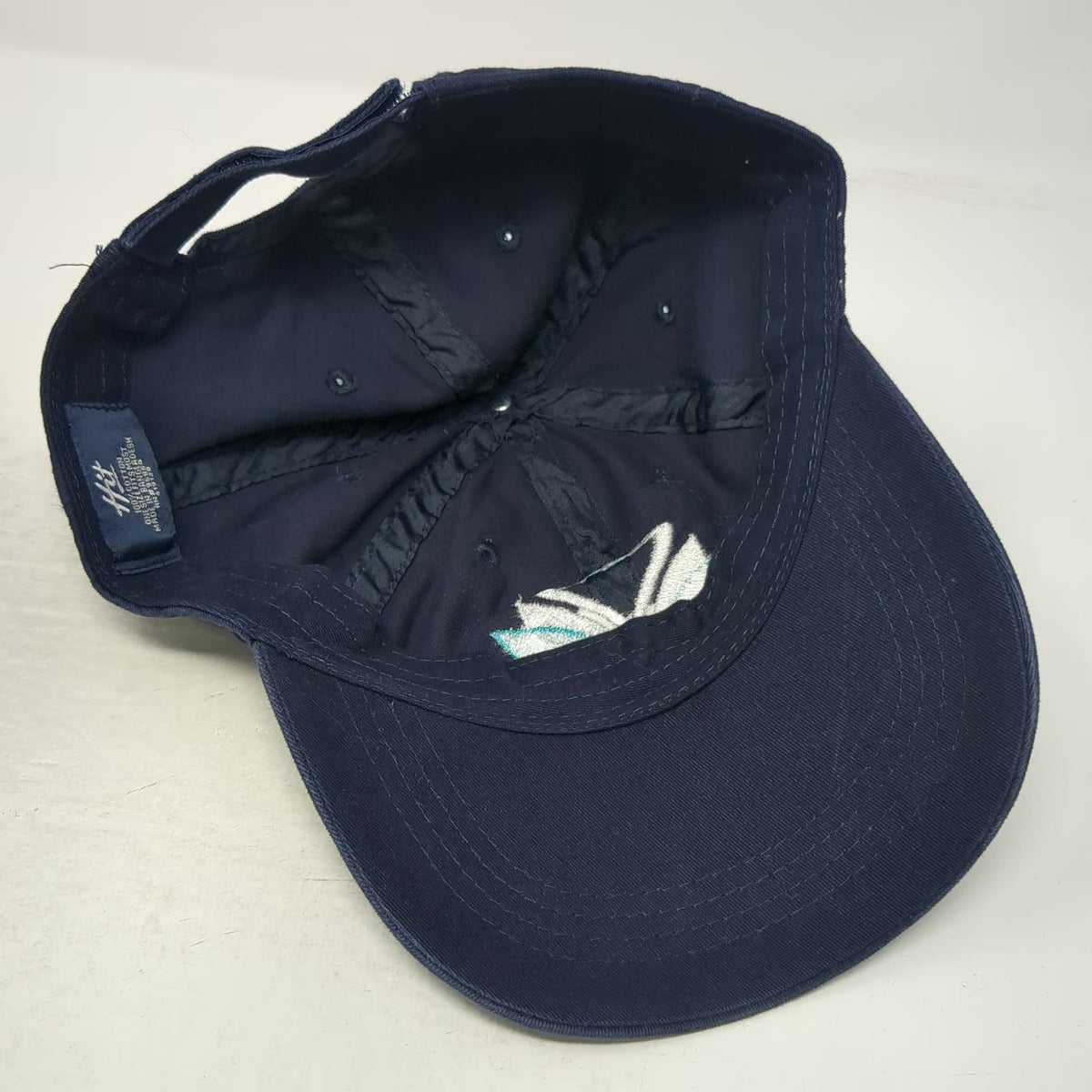 Hit Baseball Cap Blue White Green One Size Swan Heart Logo Strapback Hat