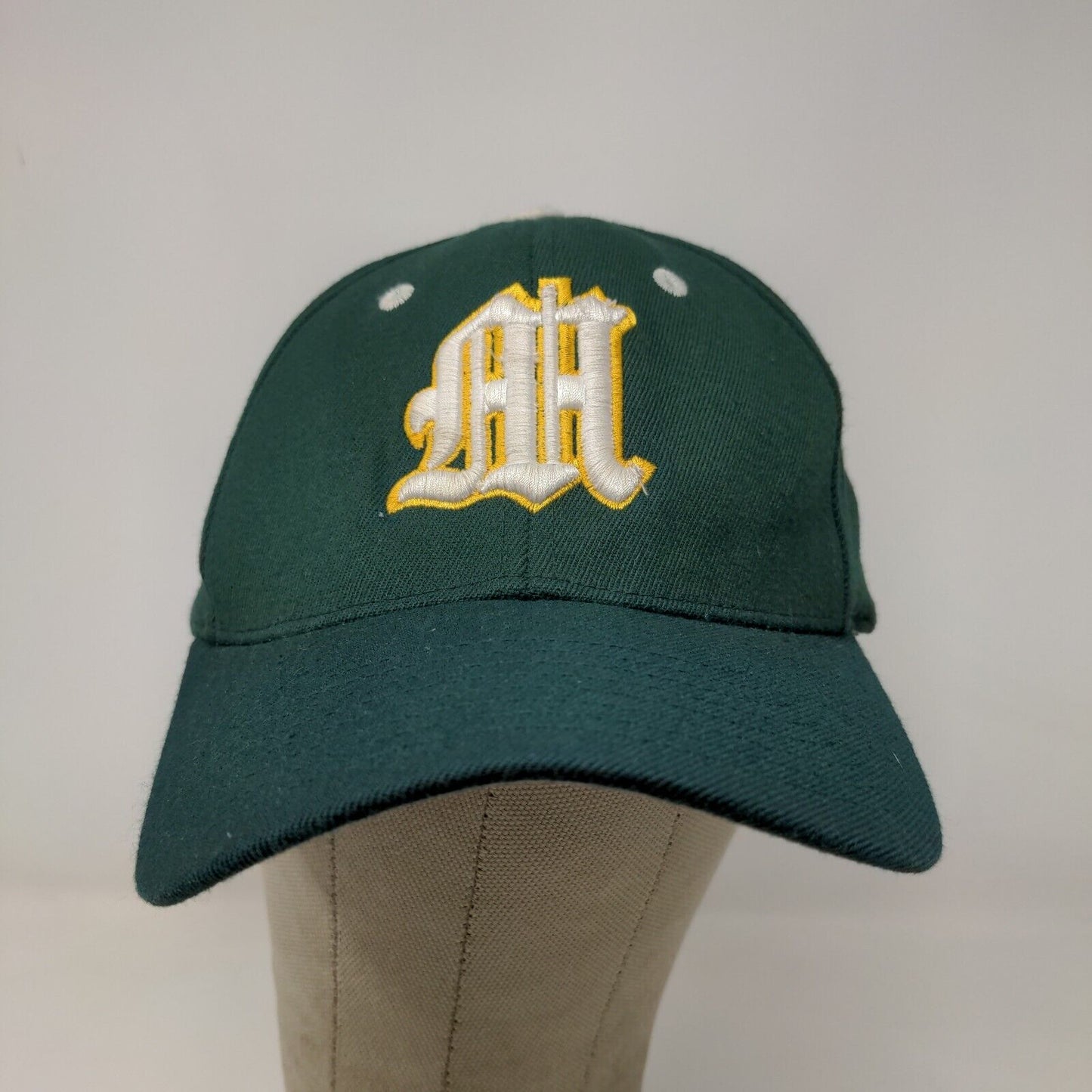 Pacific Headwear Men's Fitted Hat Green Size M-XL 7 3/8 - 8 Embroidered Logo