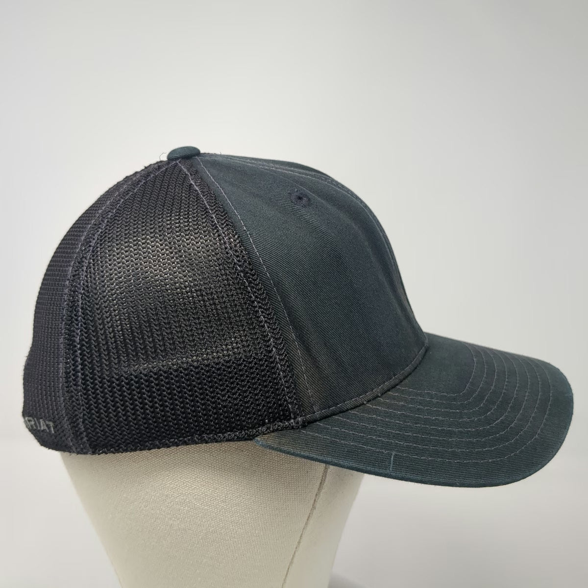 Ariat Trucker Hat Black One Size Shield Logo Mesh Back Snapback Flexfit Tech