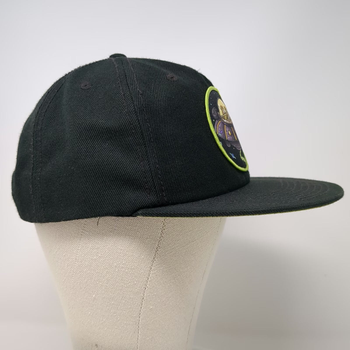 Rick and Morty 5 Panel Black Hat One Size Snapback Space Cruiser Green Visor