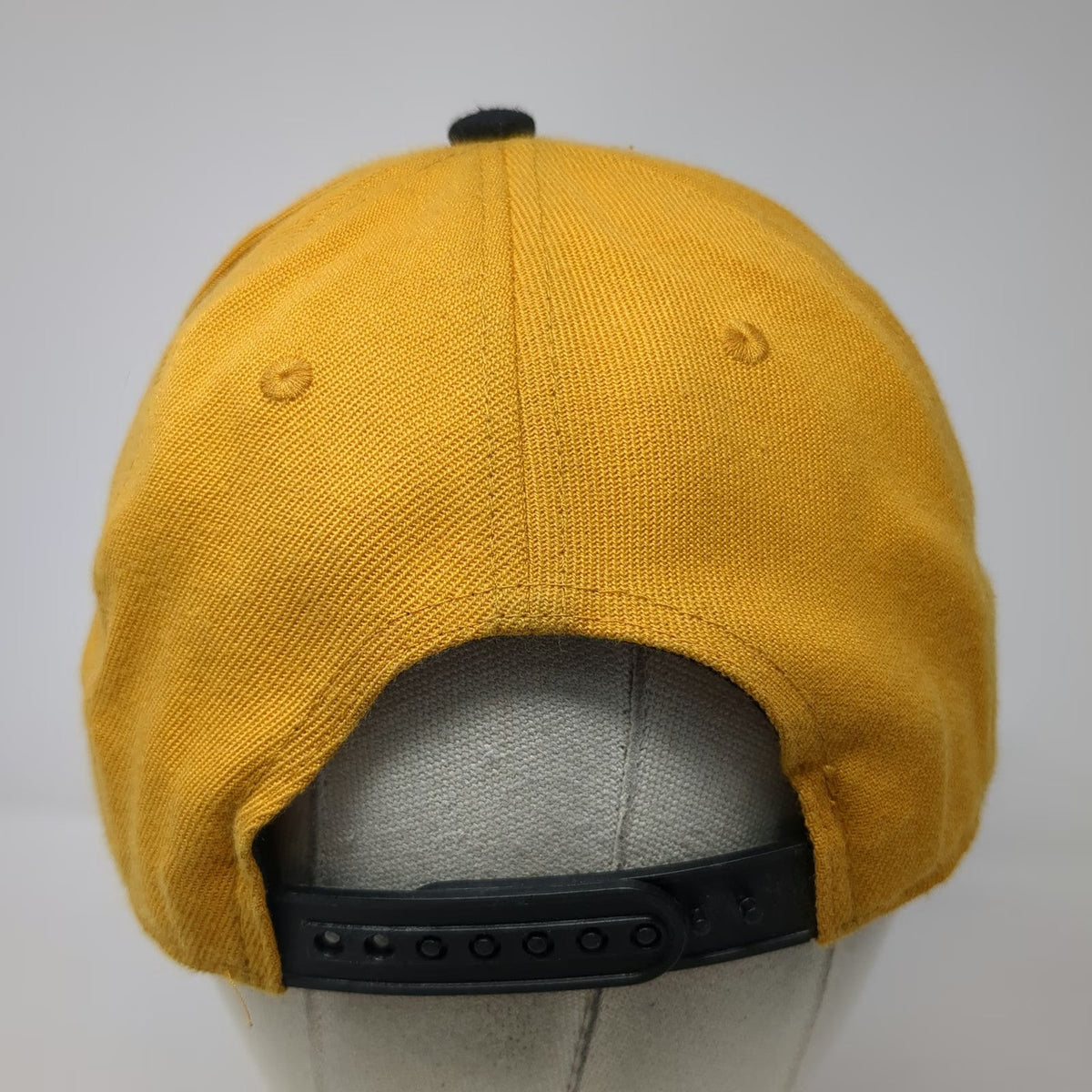 Scooby-Doo 5 Panel Brown One Size Hat Snapback Embroidered Character Graphic