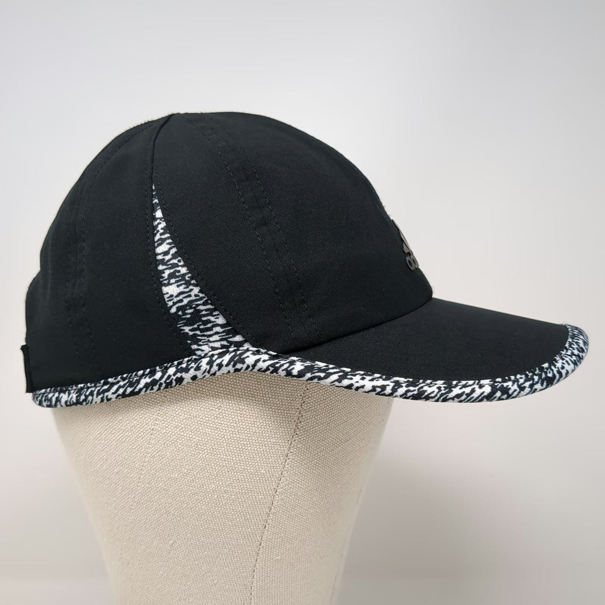 Adidas Baseball Cap Black One Size Climalite Patterned Trim Strapback Hat Rubber