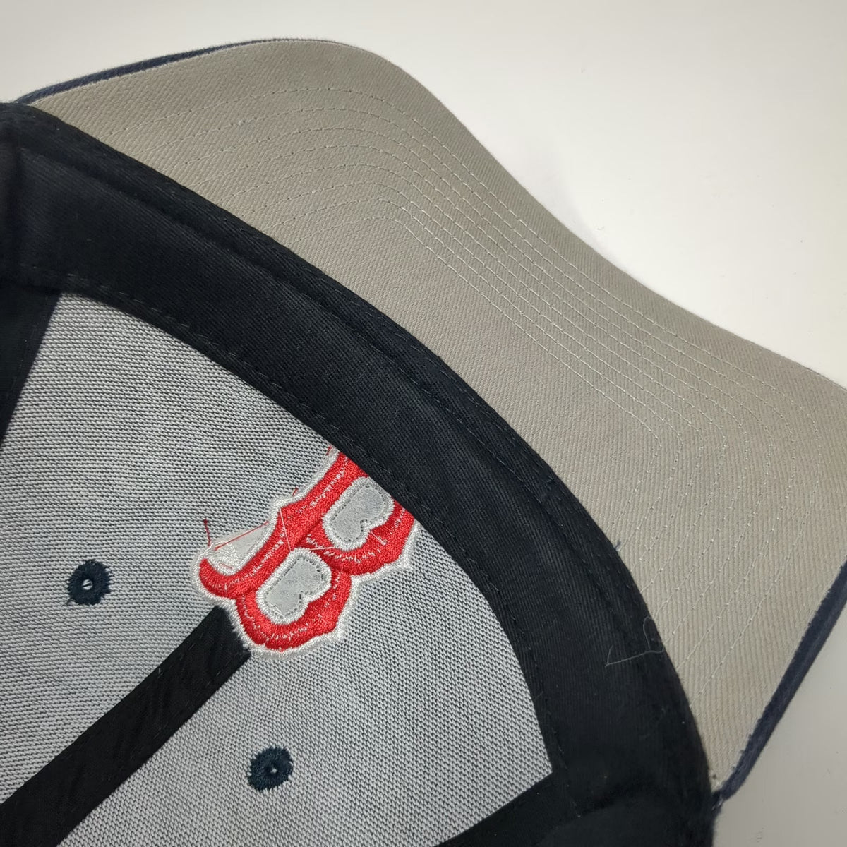Boston Red Sox MLB Fan Favorite Baseball Cap Blue OSFM Strapback Gray Underbrim