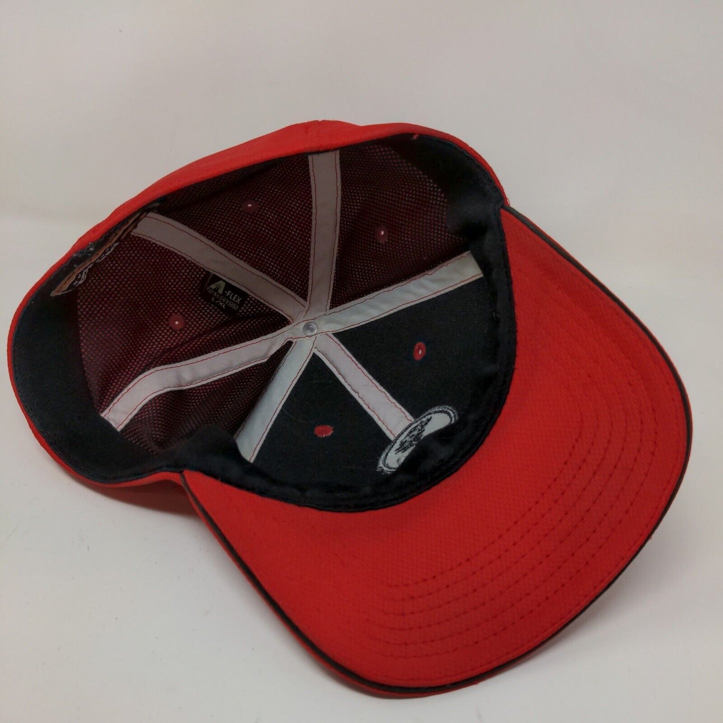 Pukka Mens Fitted Hat Red Size L/XL Embroidered Pebble Beach 1919 Logo Polyester