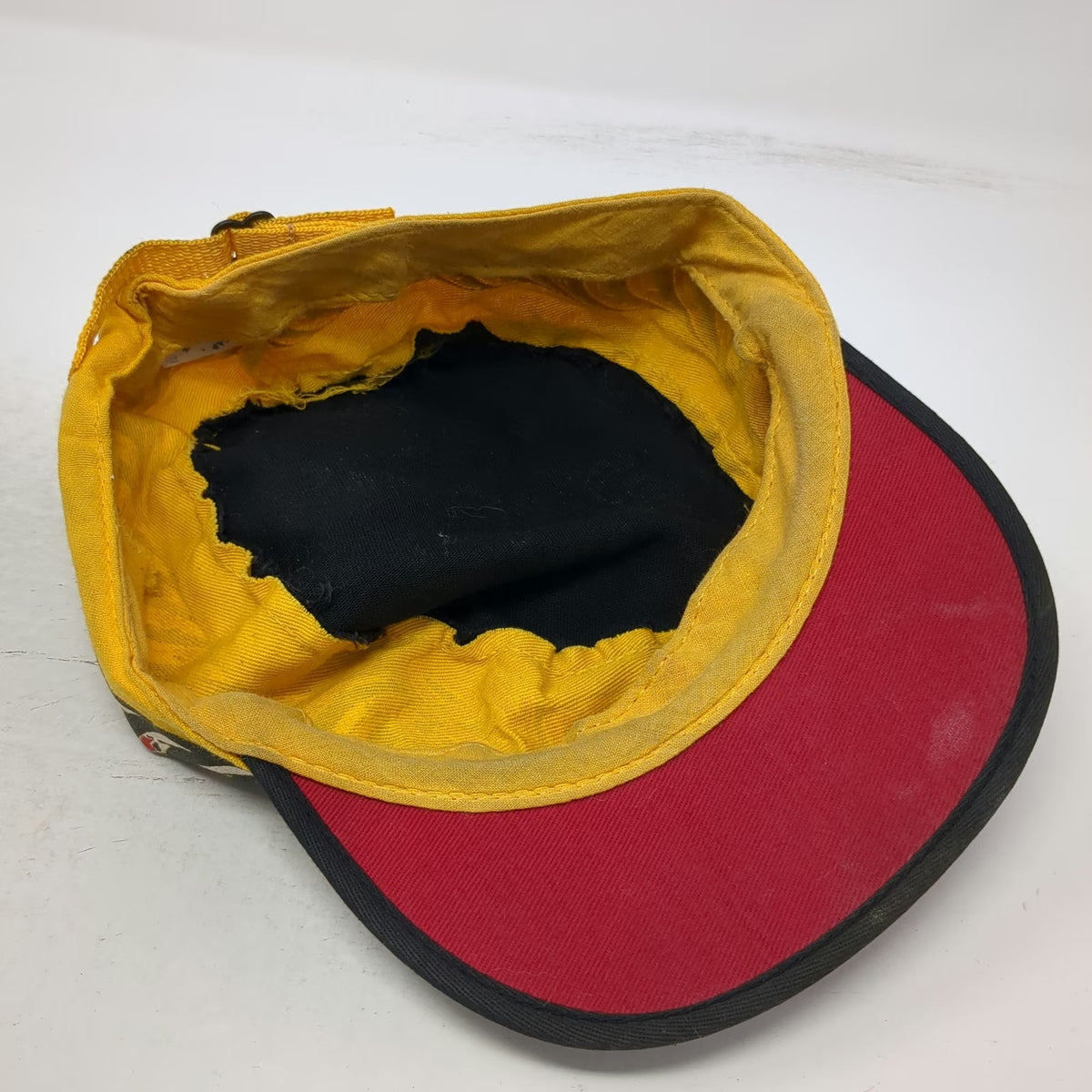 Genuine Crowd Black Yellow 7 5/8 Soccer Florida Strikers Map Army Hat Vintage