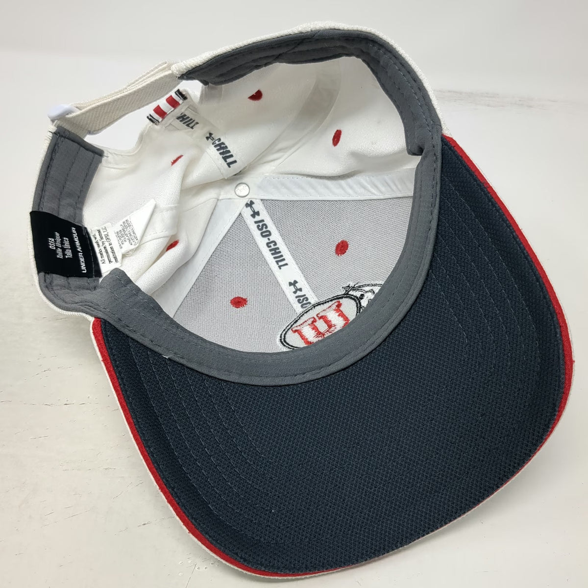 Under Armour Utah Utes NCAA Cap White One Size ISO-CHILL Strapback Curved Hat