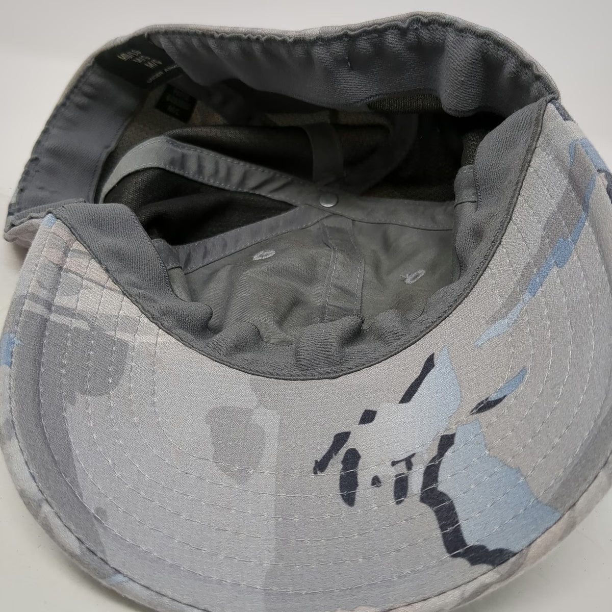 Under Armour Baseball Cap Gray Camo Fitted L Performance Logo Patch Flex Hat