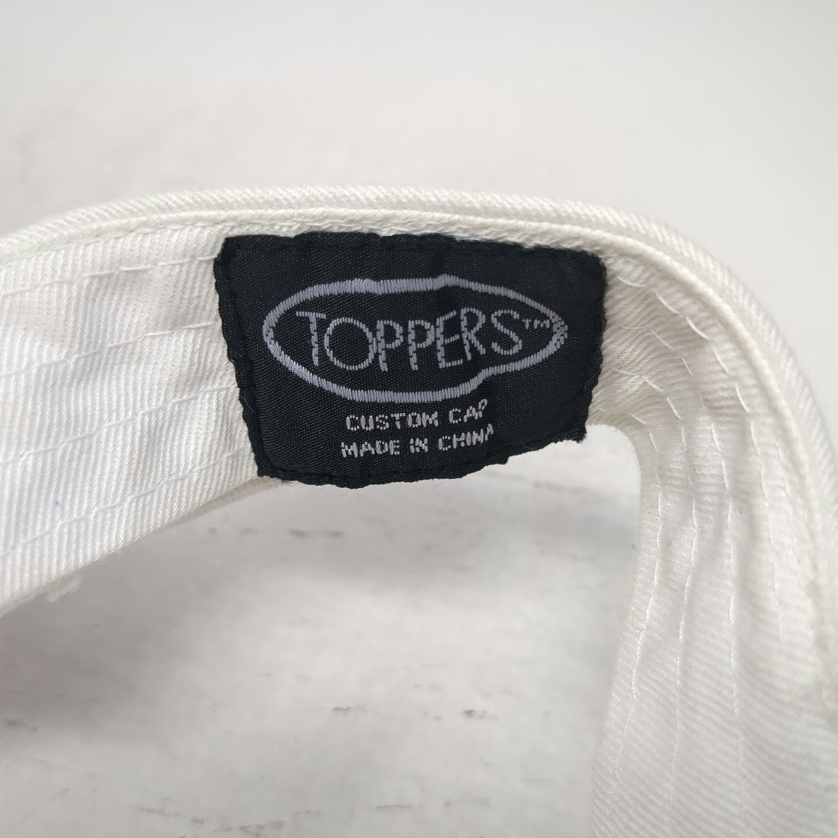 Toppers Marriott Maui Ocean Club White One Size Visor Hat Vacation Resort Whale