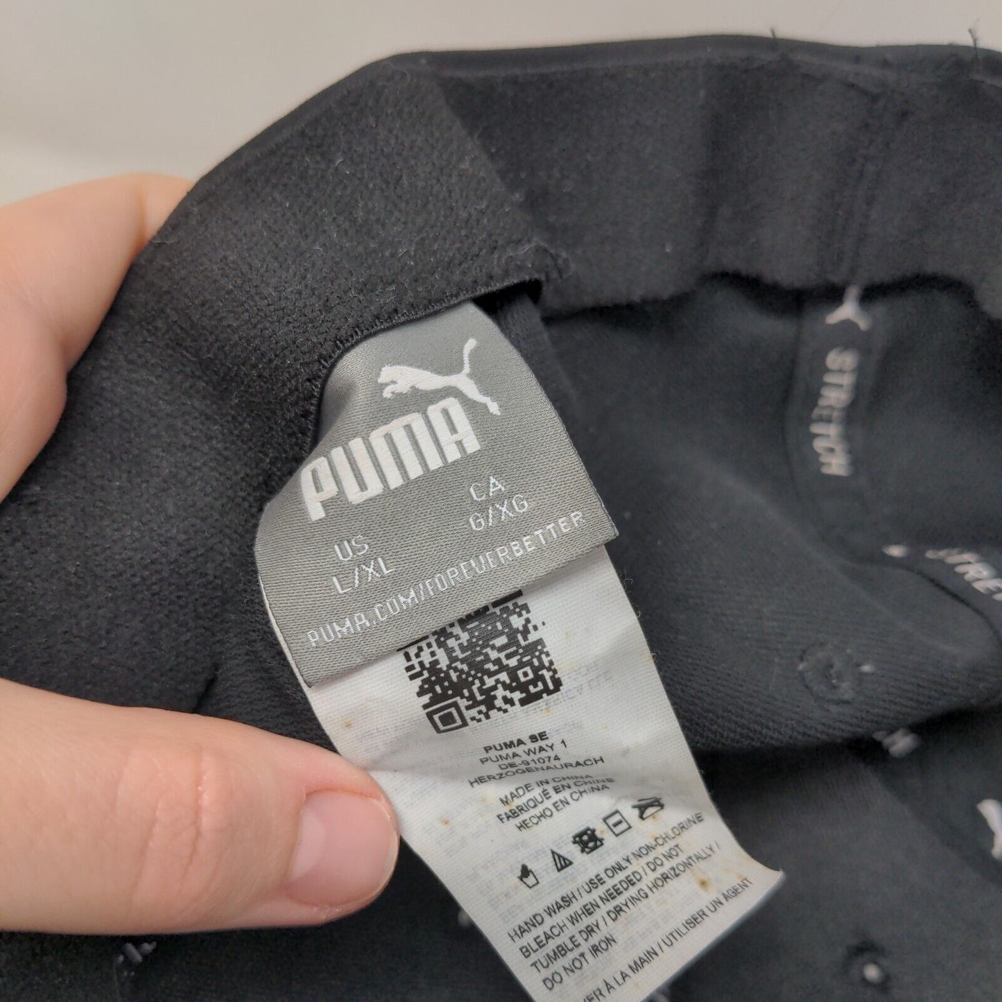 PUMA Stretch Fitted Hat Black L/XL Lightweight Embroidered Logo Vented Holes
