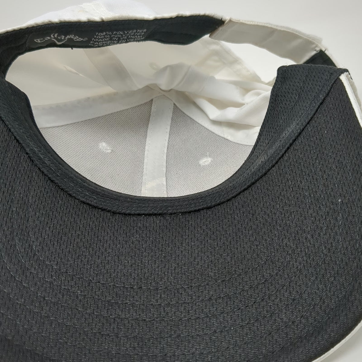 Callaway Baseball Cap White One Size Purple Logo Performance Strapback Golf Hat