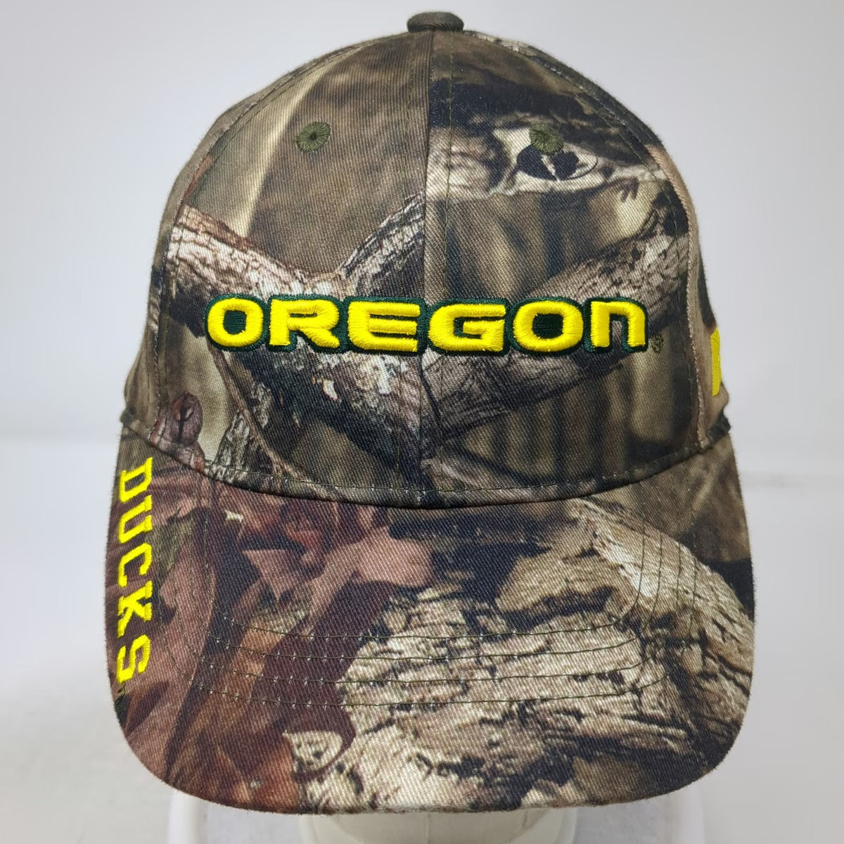 Russell Oregon Ducks NCAA Cap Hat Brown Yellow Green Camo Strapback OSFM Logo