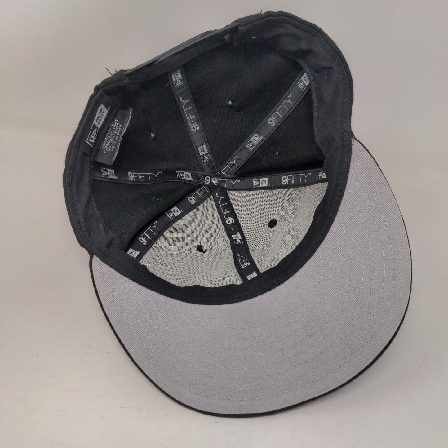 New Era Snapback Hat Black One Size Solid 6 Panel Vent Holes Blank