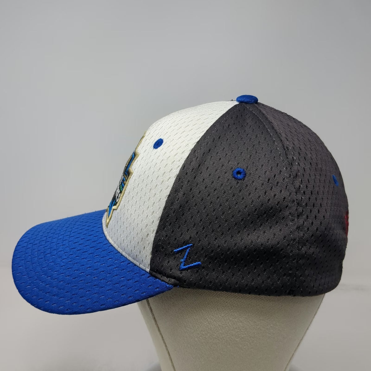 Zephyr NCAA College World Series 2018 Omaha Gray Cap L Hat Multi Logo Mesh Fit