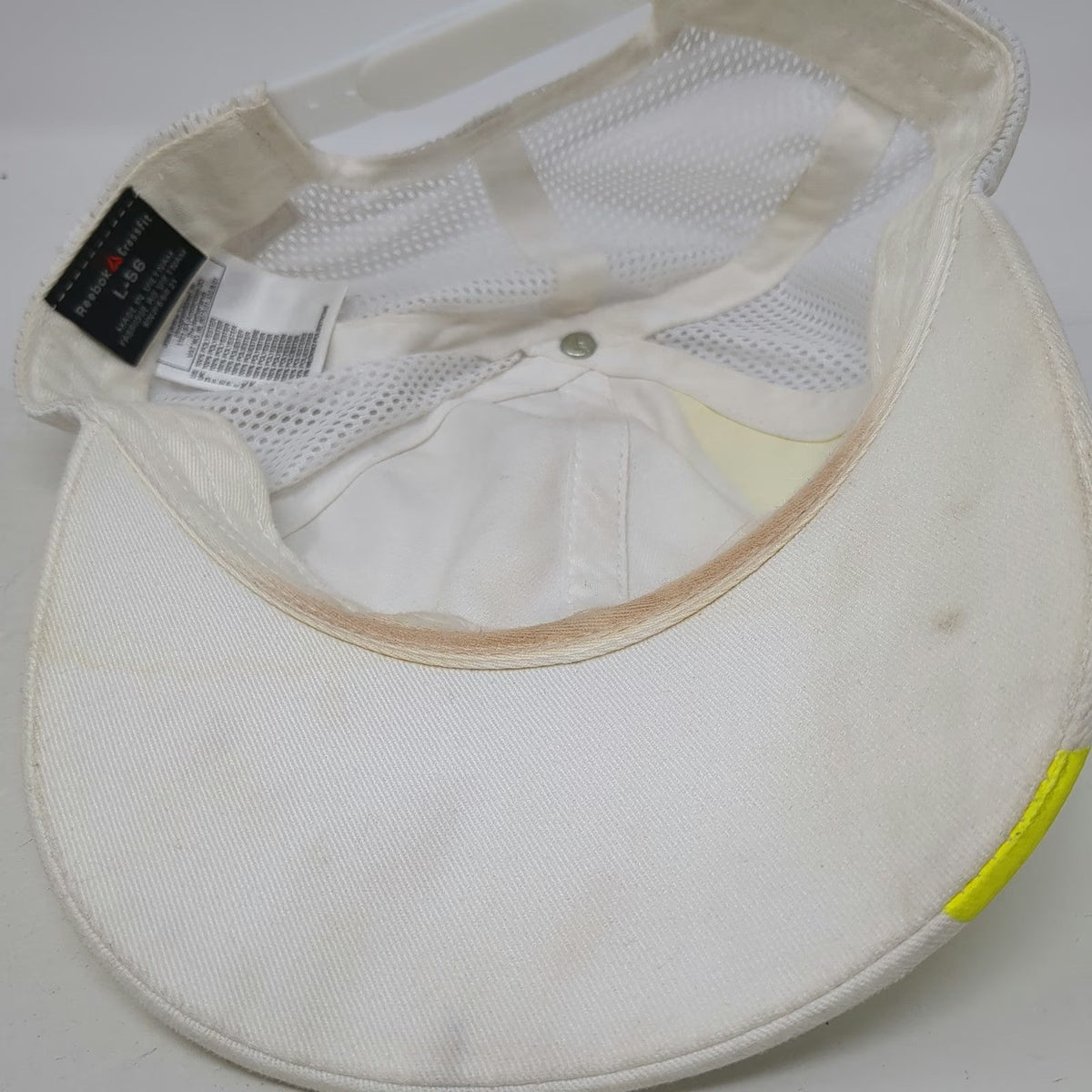 Reebok CrossFit Trucker Hat White L Mesh Snapback Neon Stripe Workout Gym Hat
