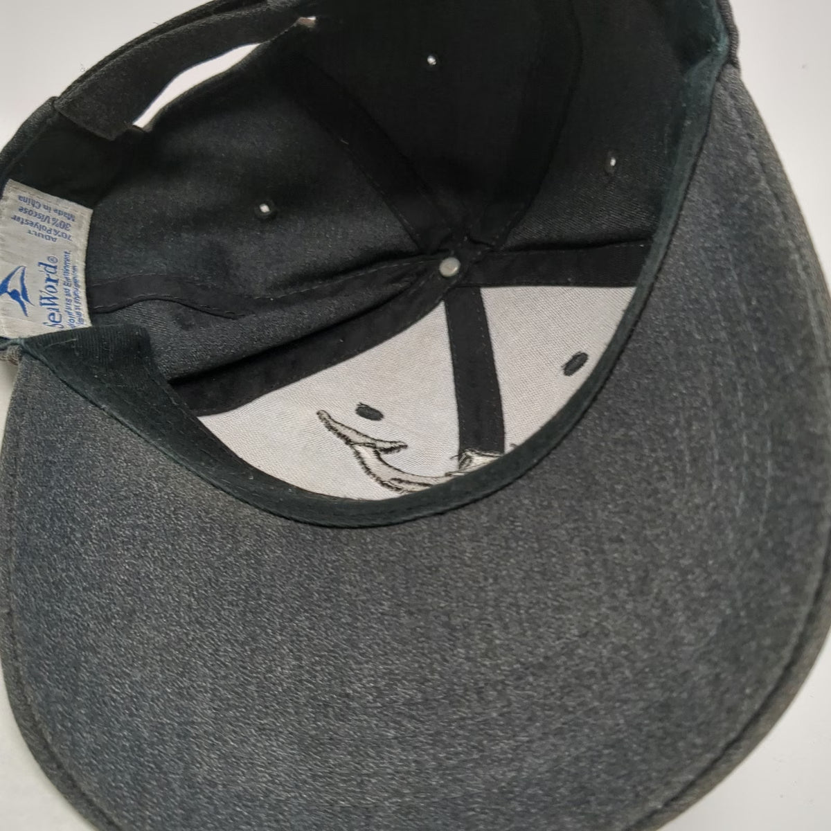SeaWorld Orca Killer Whale Gray Baseball Cap One Size Hat Embroidered Adjustable