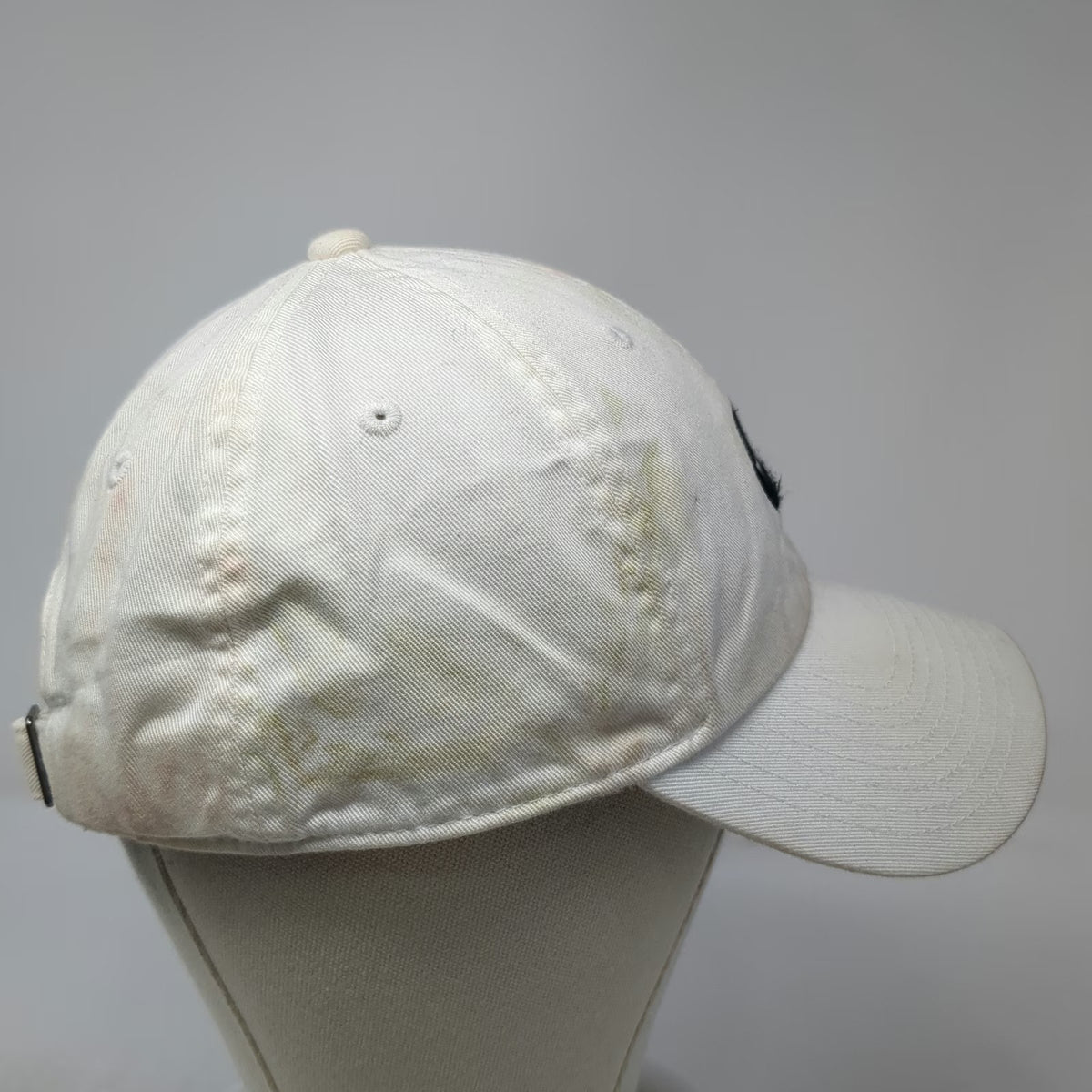 Nike Baseball Cap White Slideback Cotton Embroidered Swoosh Logo Adjustable Hat