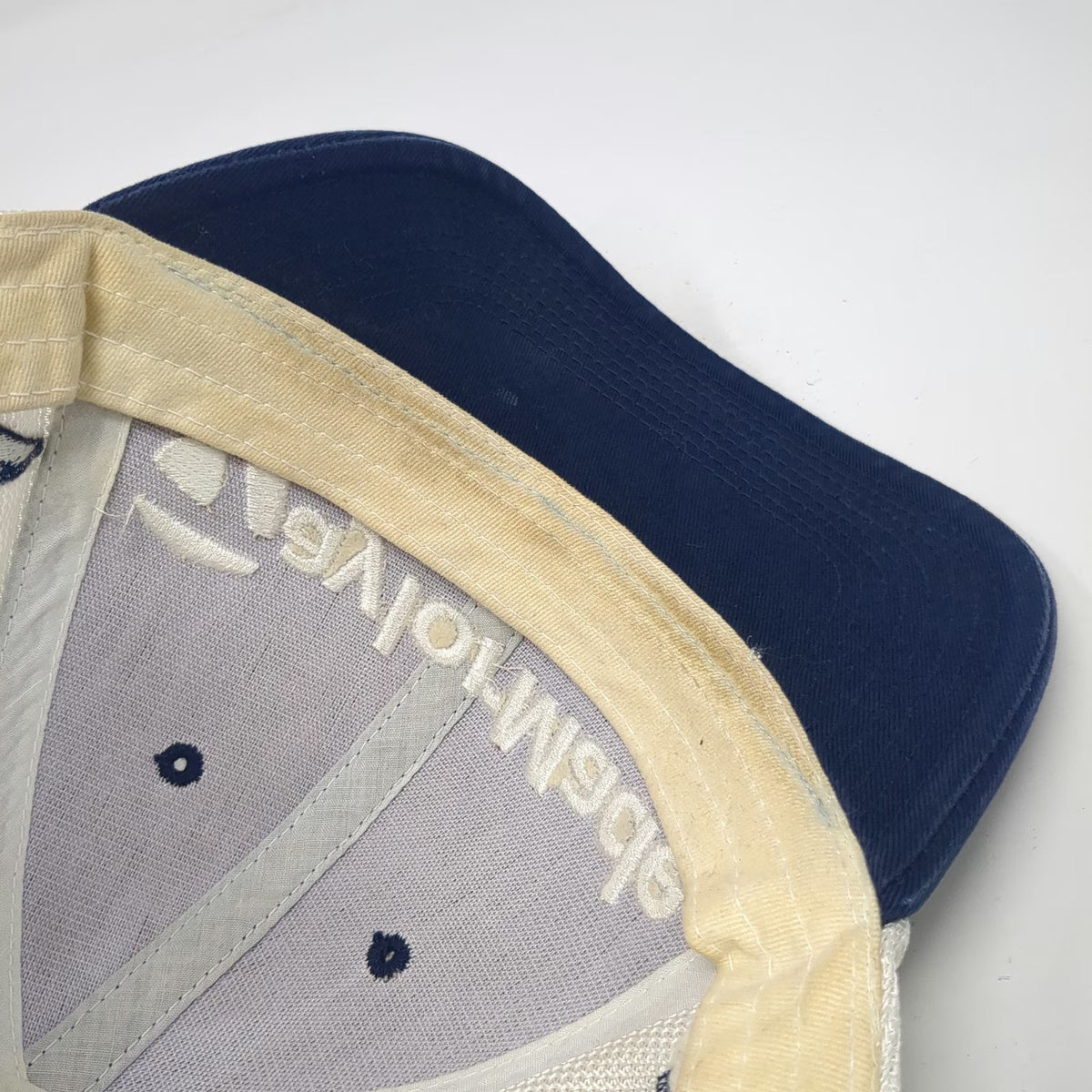 TaylorMade Trucker Hat Blue White One Size r7 Logo Mesh Strapback Golf Hat