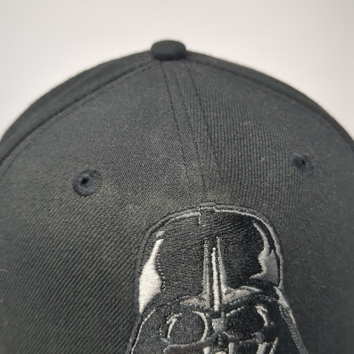 Star Wars 59Fifty Fitted Hat Black 7 1/2 Darth Vader Embroidered Colorful Bill
