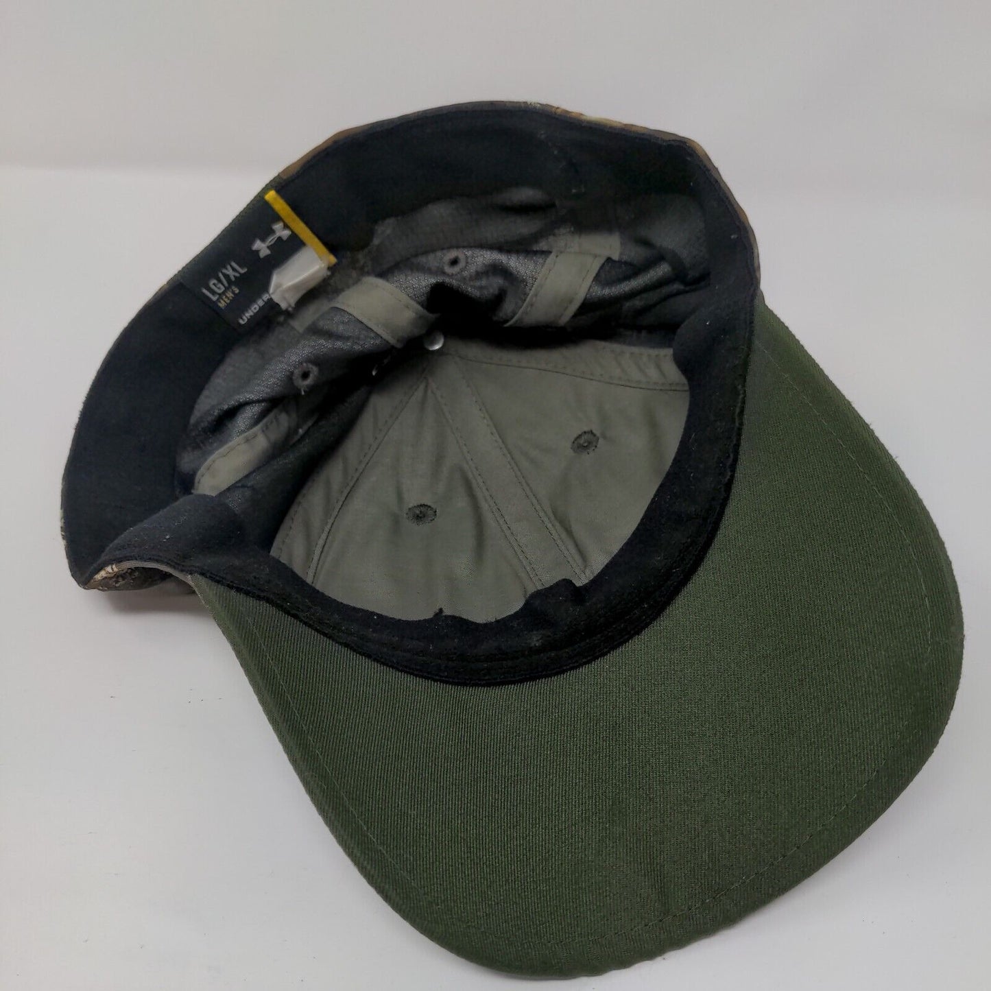 Under Armour Fitted Hat Camouflage L/XL Embroidered Hunting Outdoor