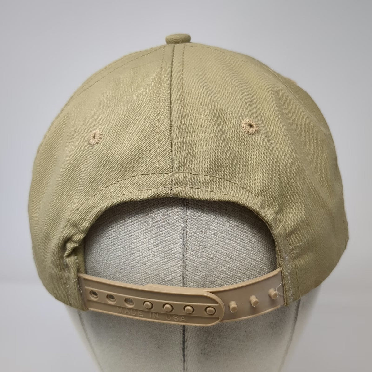 Warner Bros Studio Store Snapback Hat Beige One Size Foghorn Leghorn Made USA