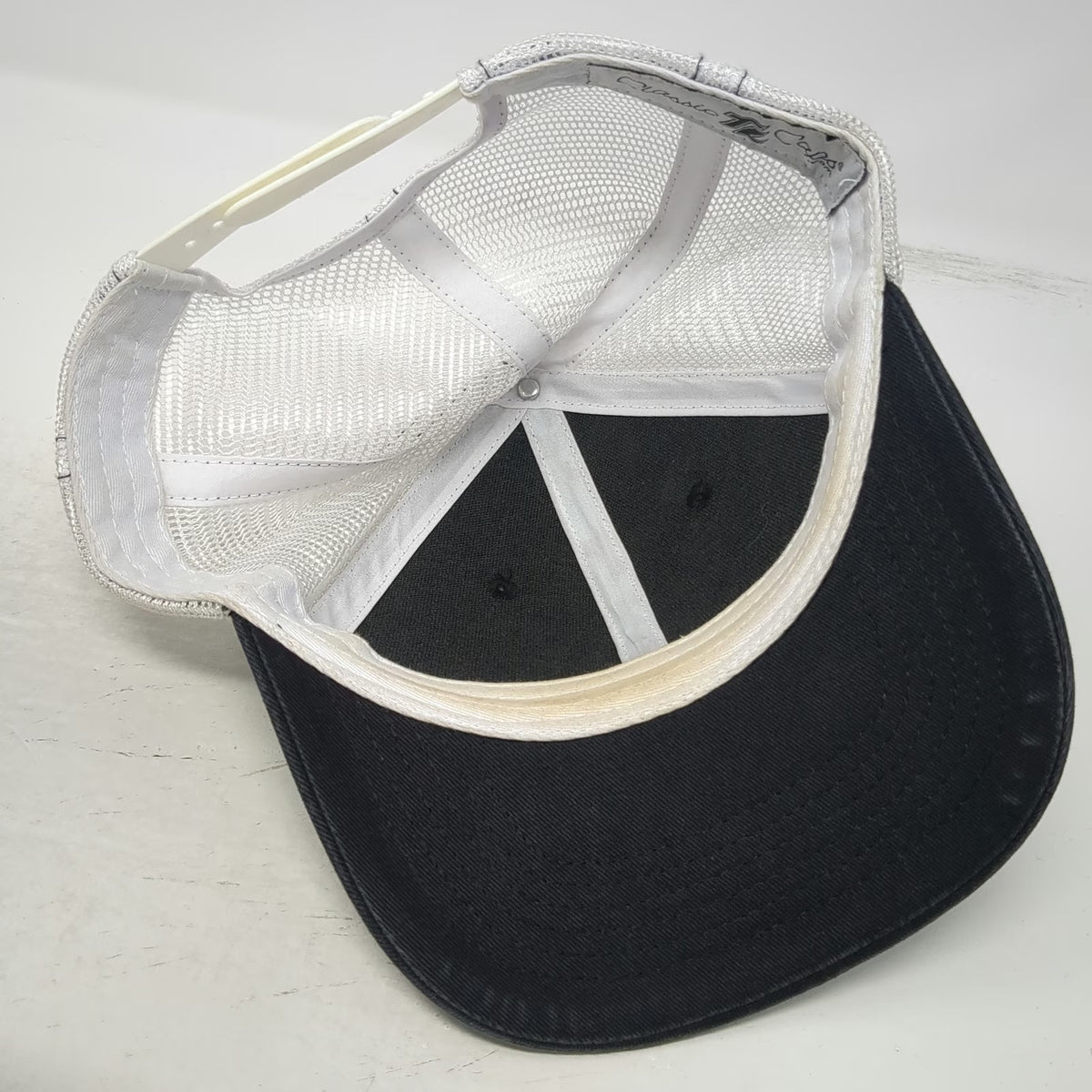 D&B Supply Trucker Hat Blue OSFM Farm Animal Print Mesh Back Snapback Horse Cow