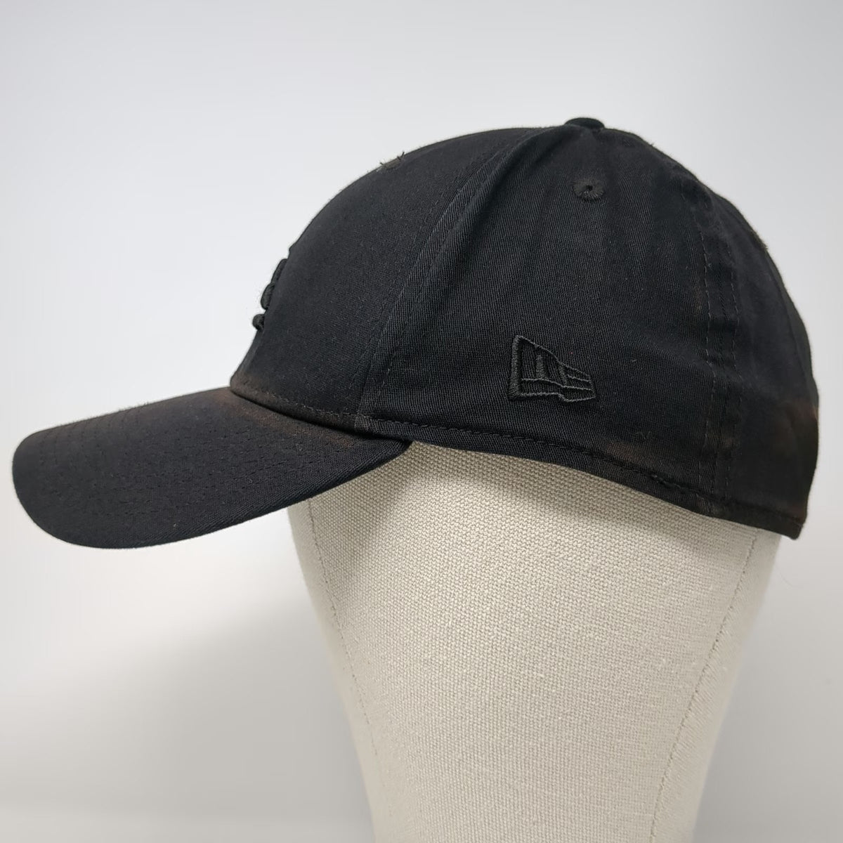 New Era Quiksilver Baseball Cap Black M Stretch Fit Fitted Structured Hat