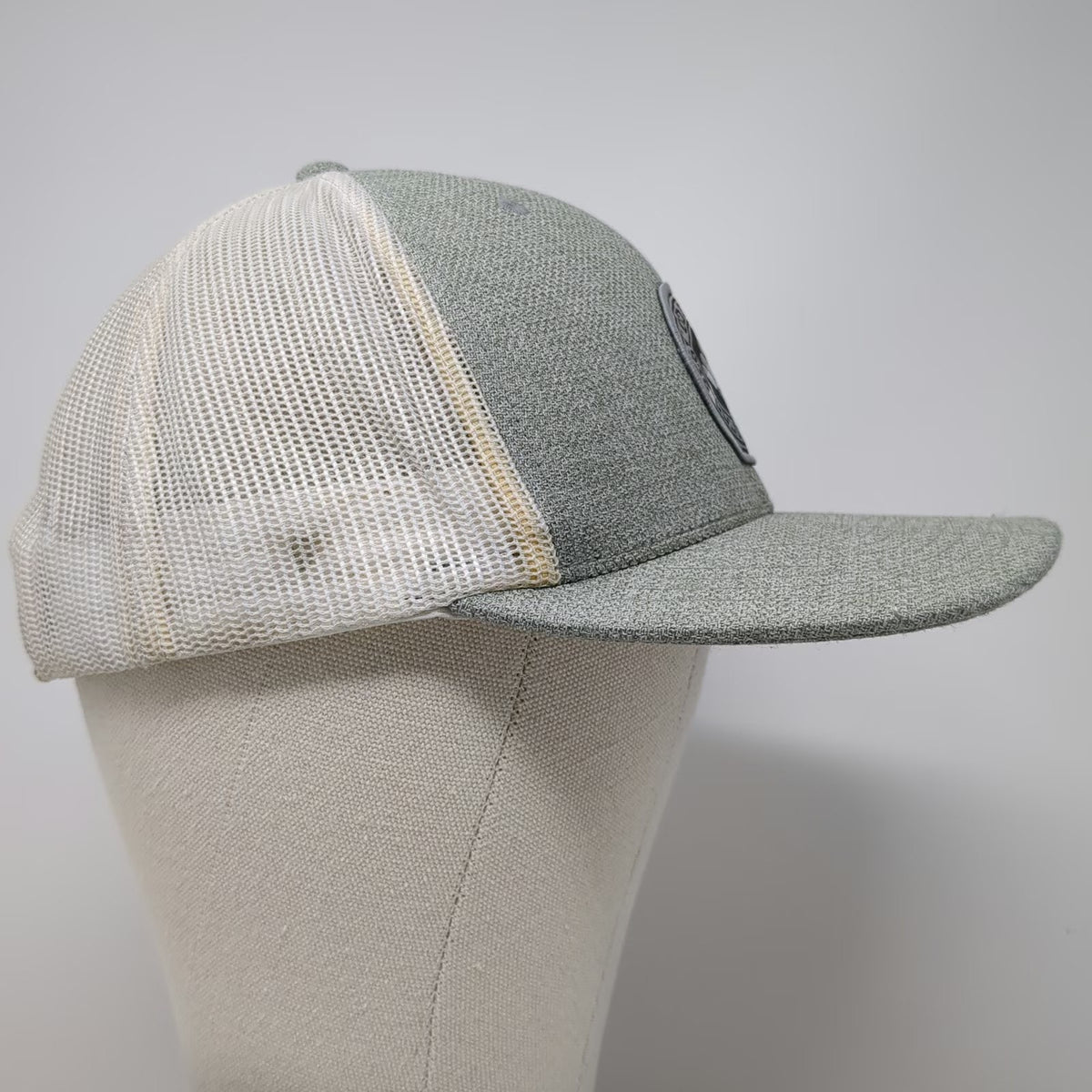 Columbia Trucker Hat Gray White One Size Mesh Snapback Logo Patch Fishing Sun