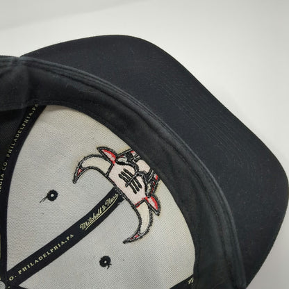 Chicago Bulls NBA Mitchell & Ness Snapback Hat Black One Size Embroidered Logo