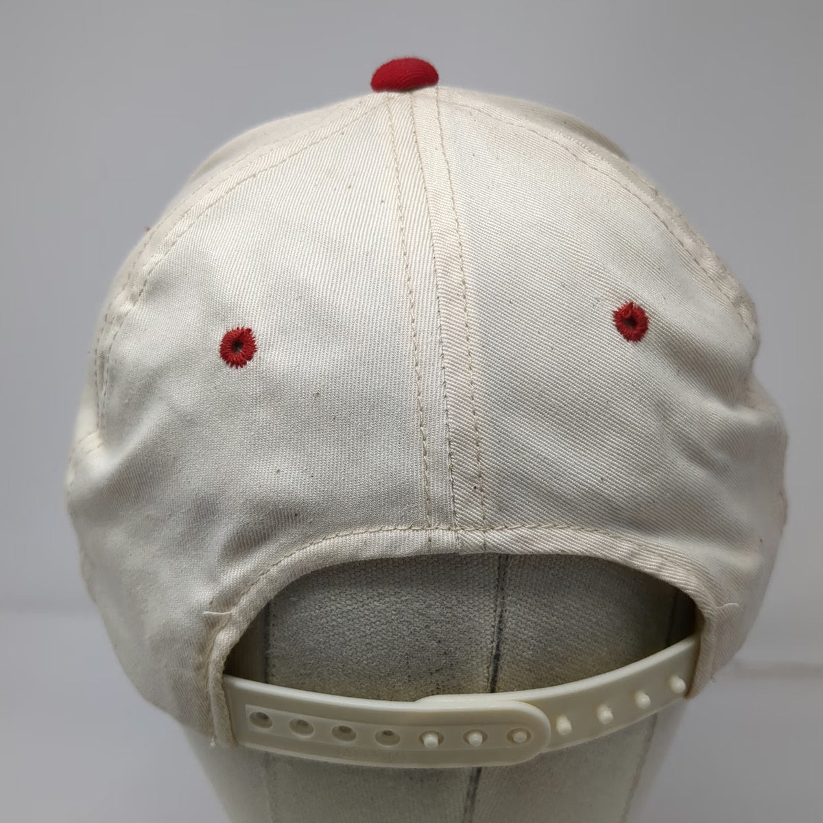 Headliner Snapback Hat White Red OSFM Sun Valley Idaho Potatoes Skier Mountain
