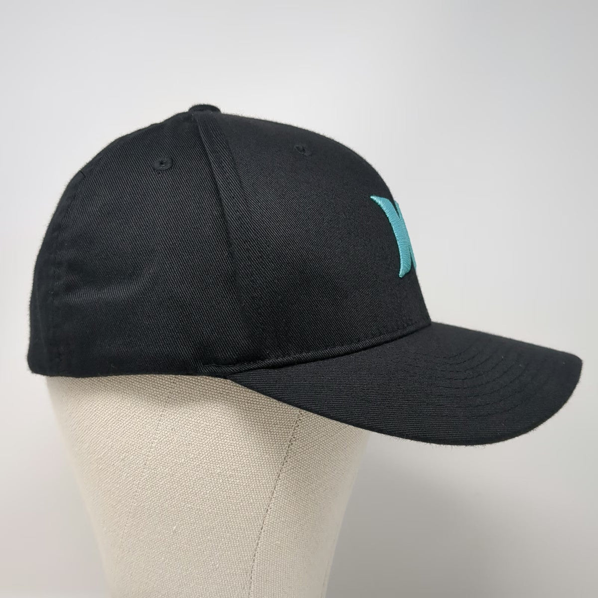 Hurley Baseball Cap Black XL Fitted Flexfit Embroidered Blue Logo Athletic Hat