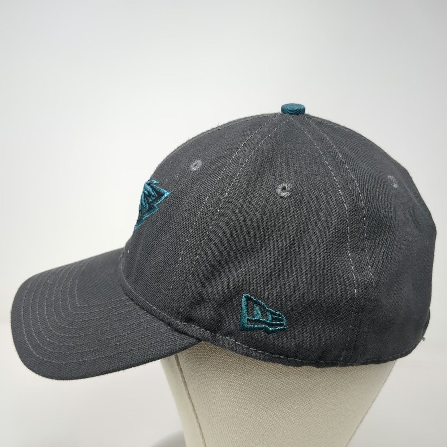 Philadelphia Eagles NFL New Era Gray One Size Hat Cap Strapback 9FORTY Curved