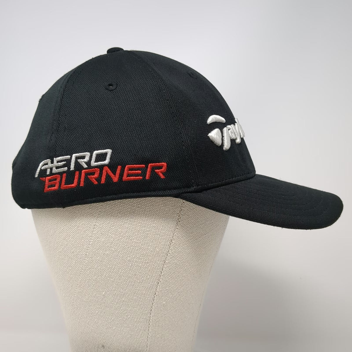 TaylorMade Baseball Cap Black One Size Aero Burner R15 Golf Strapback Hat