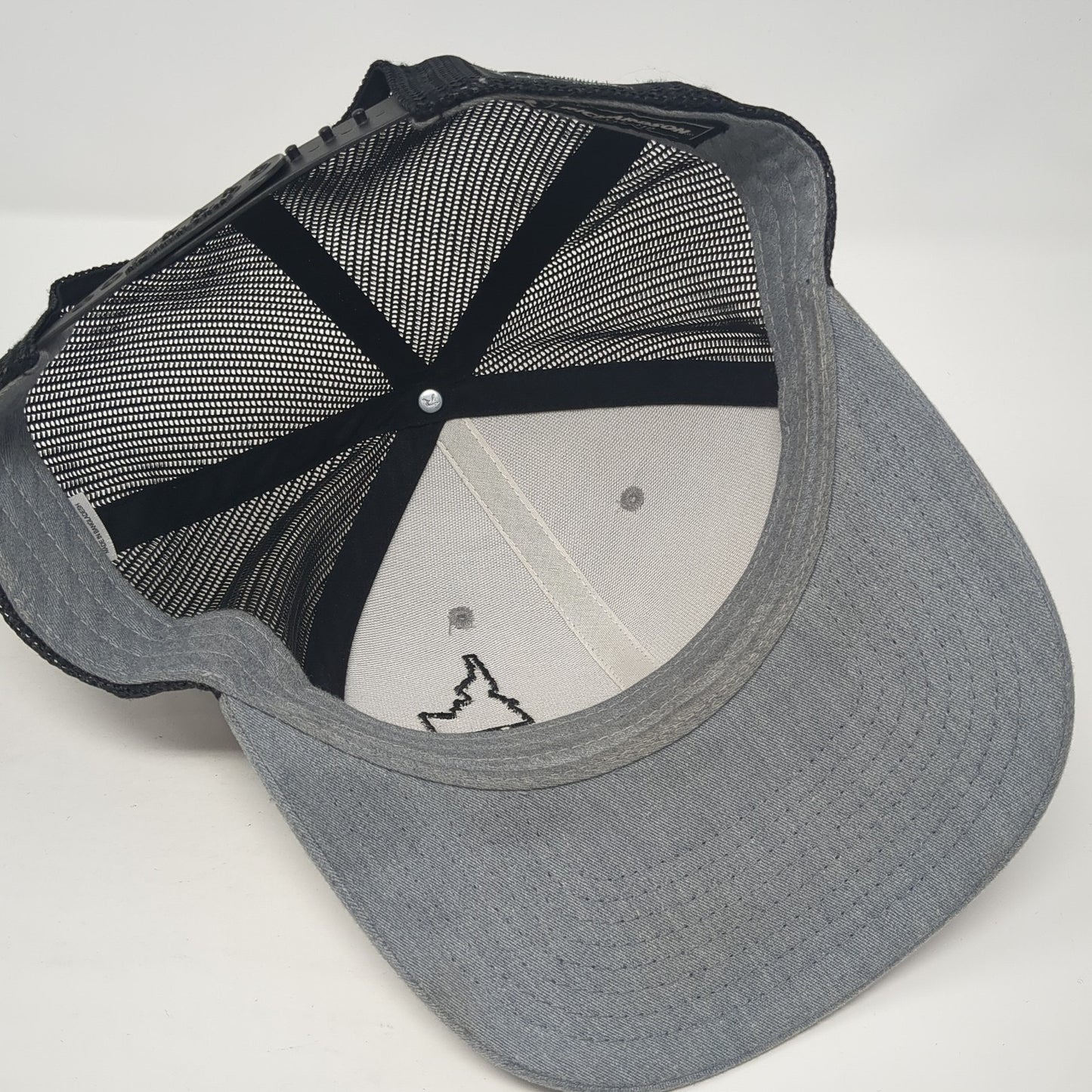 Idaho Roots Snapback Mesh Back Trucker Hat Gray One Size Colorblock