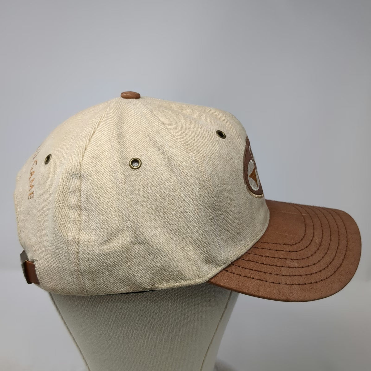 TaylorMade Baseball Cap Brown One Size Leather Strapback Golf Find Your Game Hat