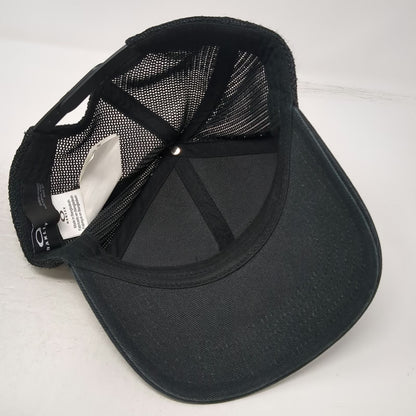 Oakley Trucker Hat Black One Size Mesh Back Snapback Logo Patch Structured