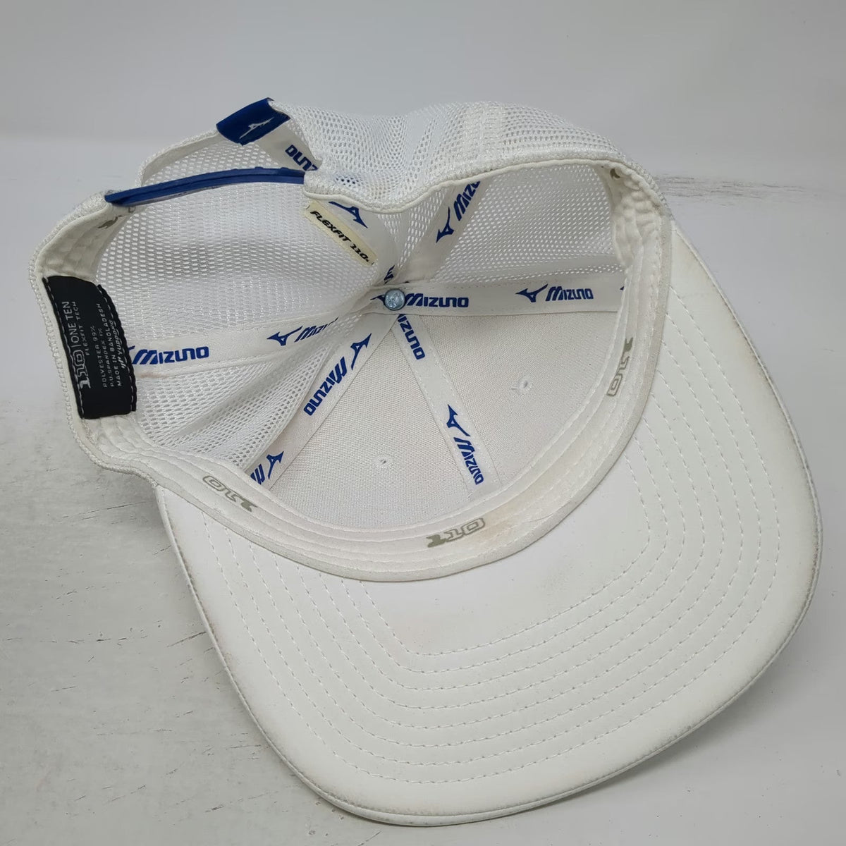 Mizuno Trucker Hat White One Size Snapback Mesh Golf Runbird Logo Patch 110