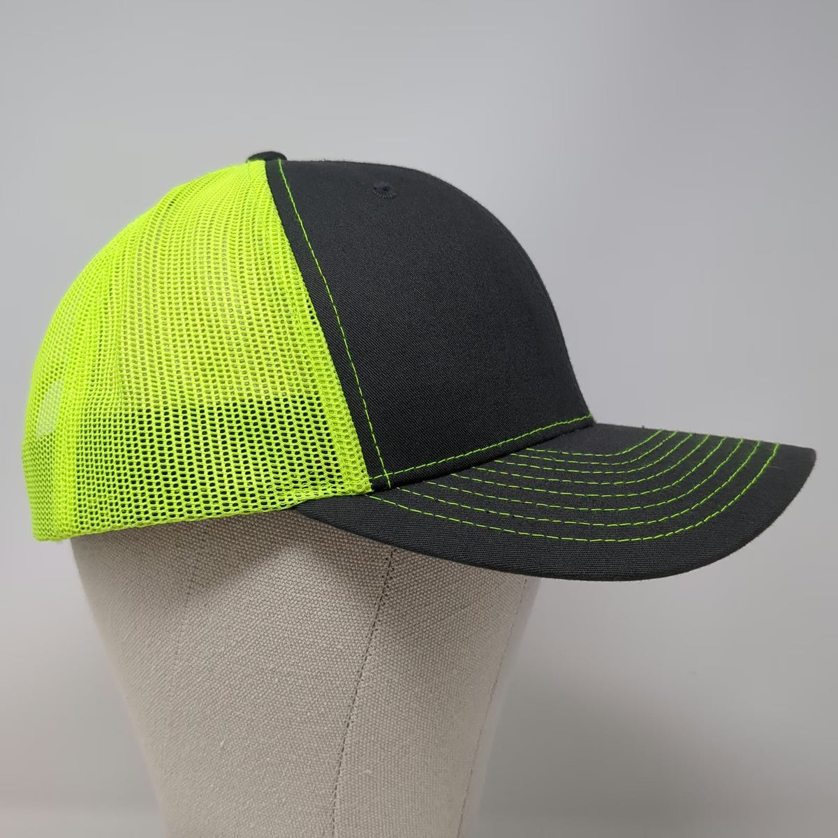 Richardson Trucker Hat Black Yellow One Size United Rentals Mesh Construction