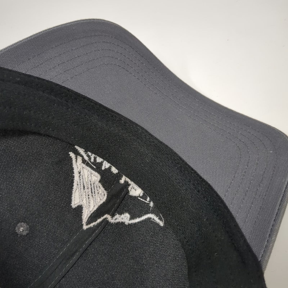 Carhartt Trucker Hat Gray One Size Idaho Holdings Mountain Mesh Work Snapback